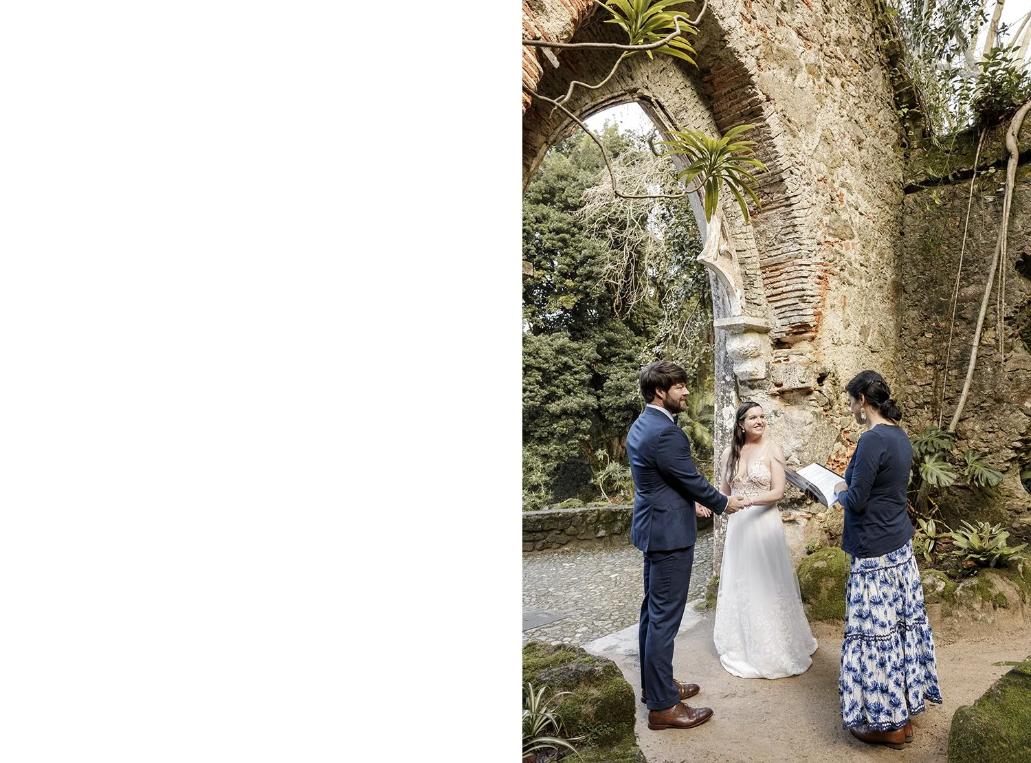 chapel-ruins-monserrate-palace-sintra-elopement-photographer-ana-lucia-da-cruz-sintra-10.jpg