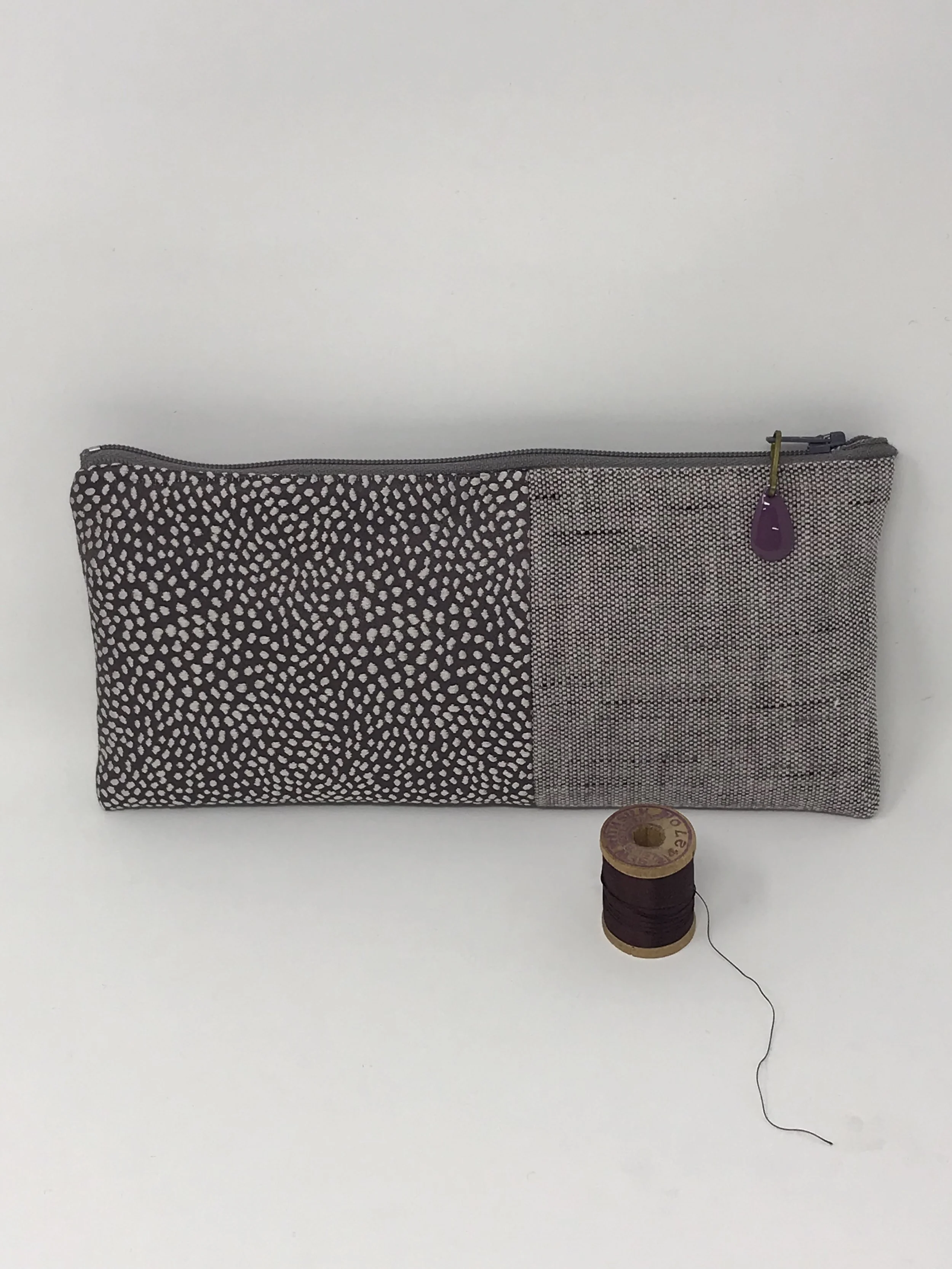 clutch pebble mauve.jpg