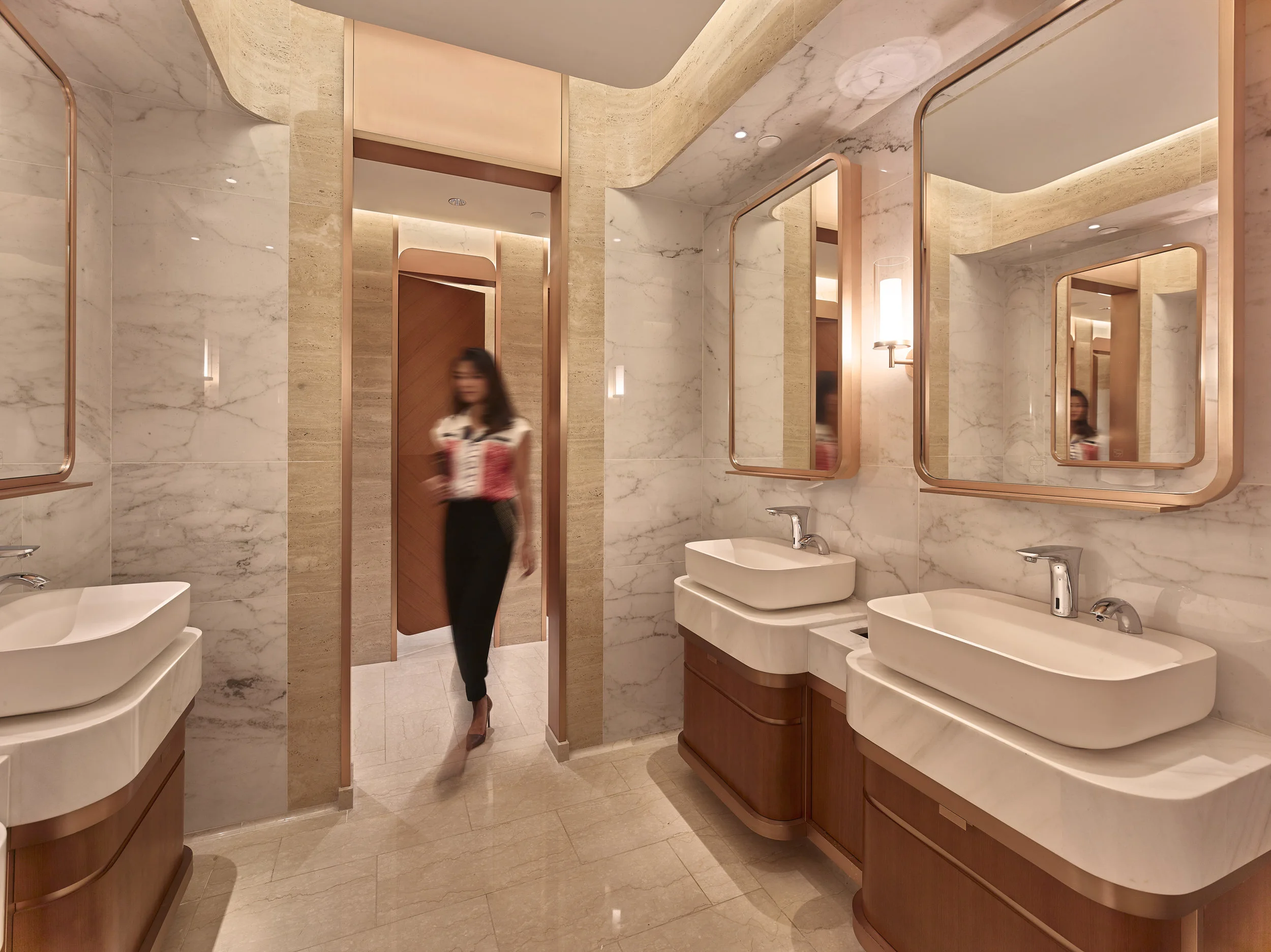 Landmark Toilets Hong Kong — Studio UNIT