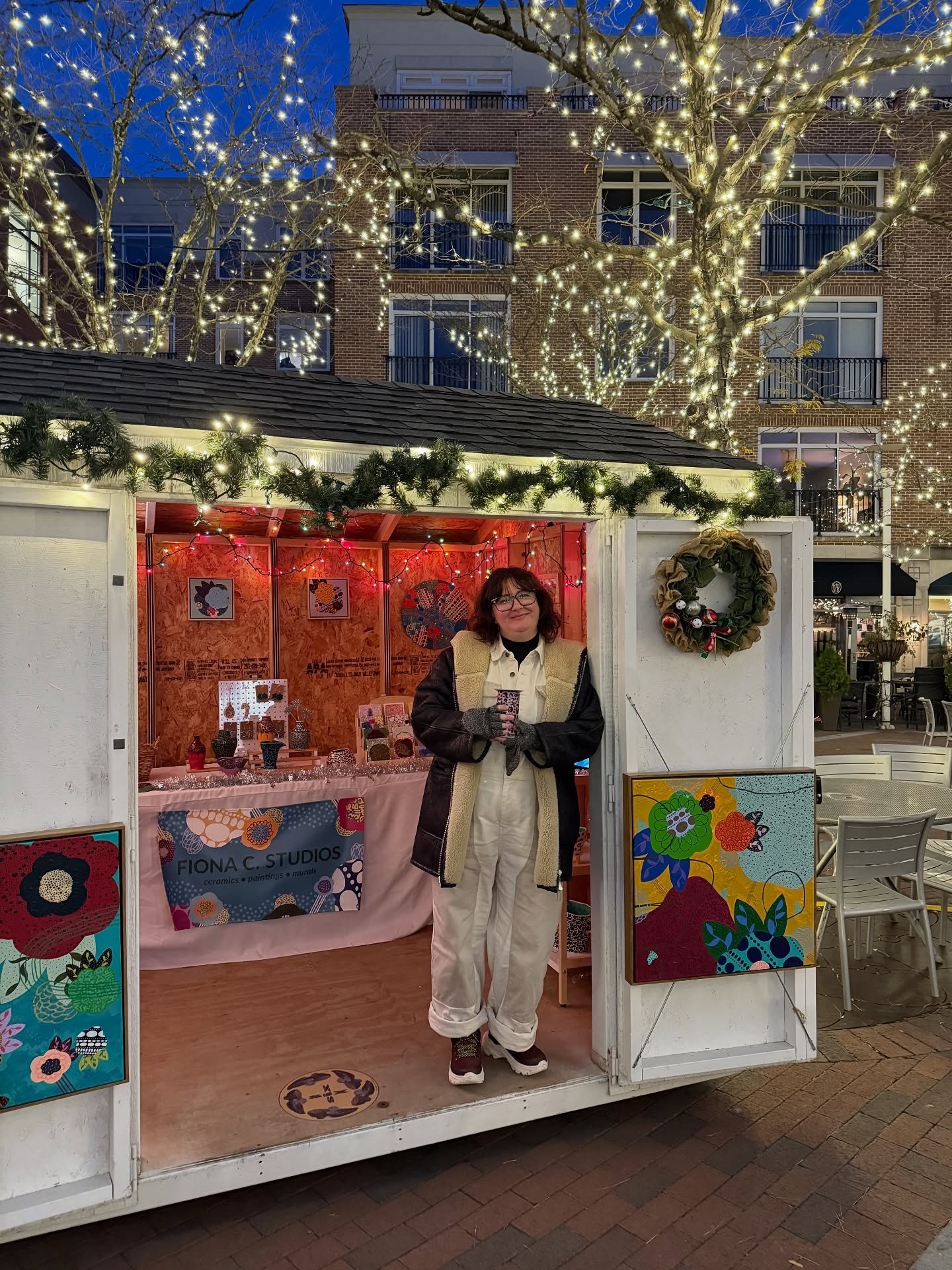 ✨✨✨ the vibes are festive ✨✨✨

Come on by this weekend:
12-6pm Sat &amp; Sun
Hinds Plaza in front of the Princeton Public Library

#ShopLocal #SupportLivingArtists