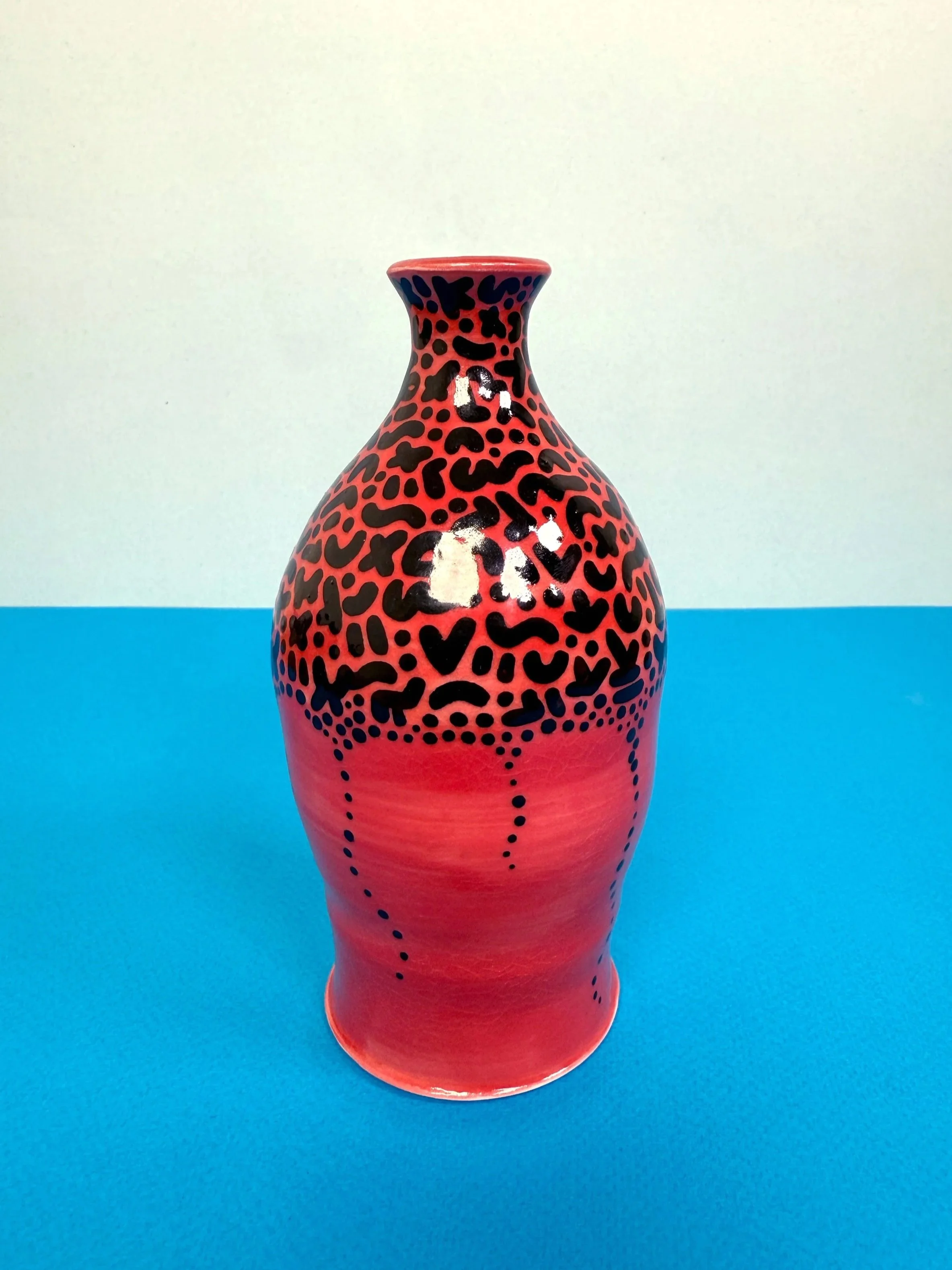 red_twinkle_vase1.jpg