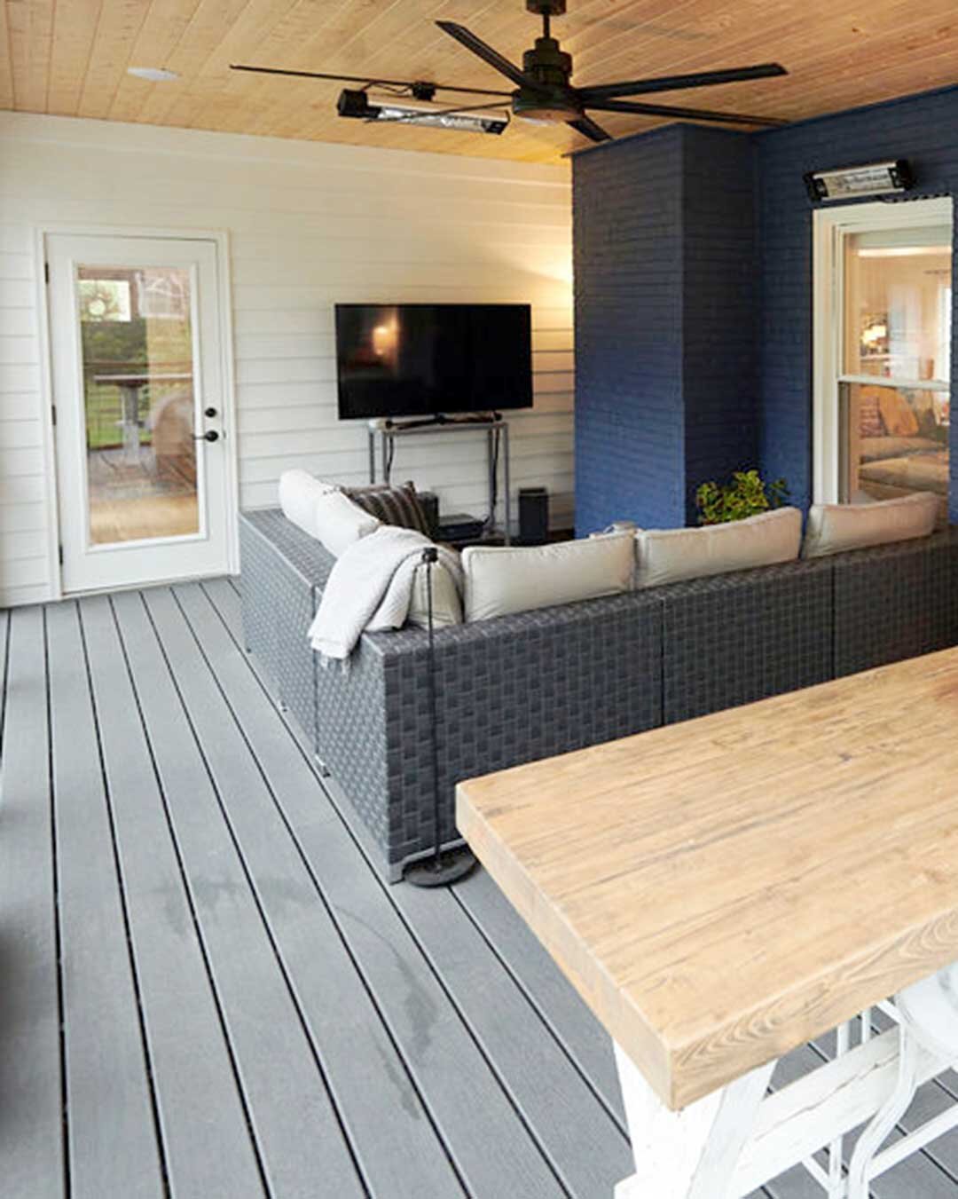 porch-navy-brick-wood-bead-board.jpg