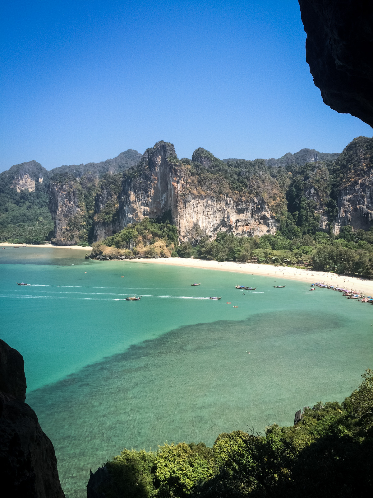 Krabi-Tonsai-Railay-Thailand-AmyRolloPhoto-2878.jpg