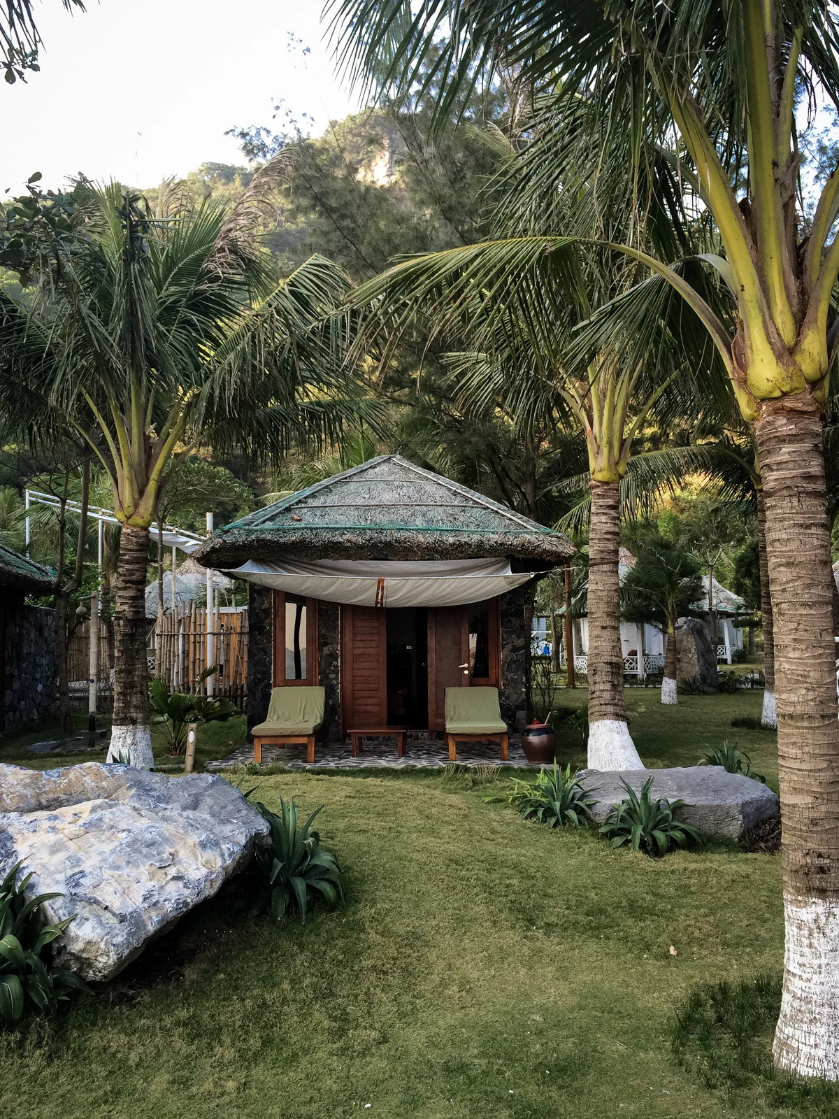 HalongBay-CatBaIsland-Vietnam-iPhone-AmyRolloPhoto-187.jpg