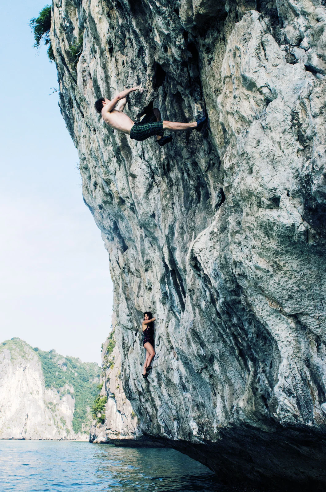 RockClimbing-AsiaOutdoors-HalongBay-Vietnam-21.jpg
