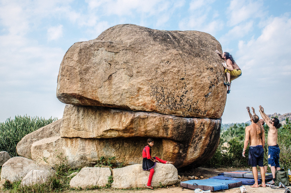 Hampi-India-bouldering-rockclimbing-AmyRolloPhoto--20.jpg