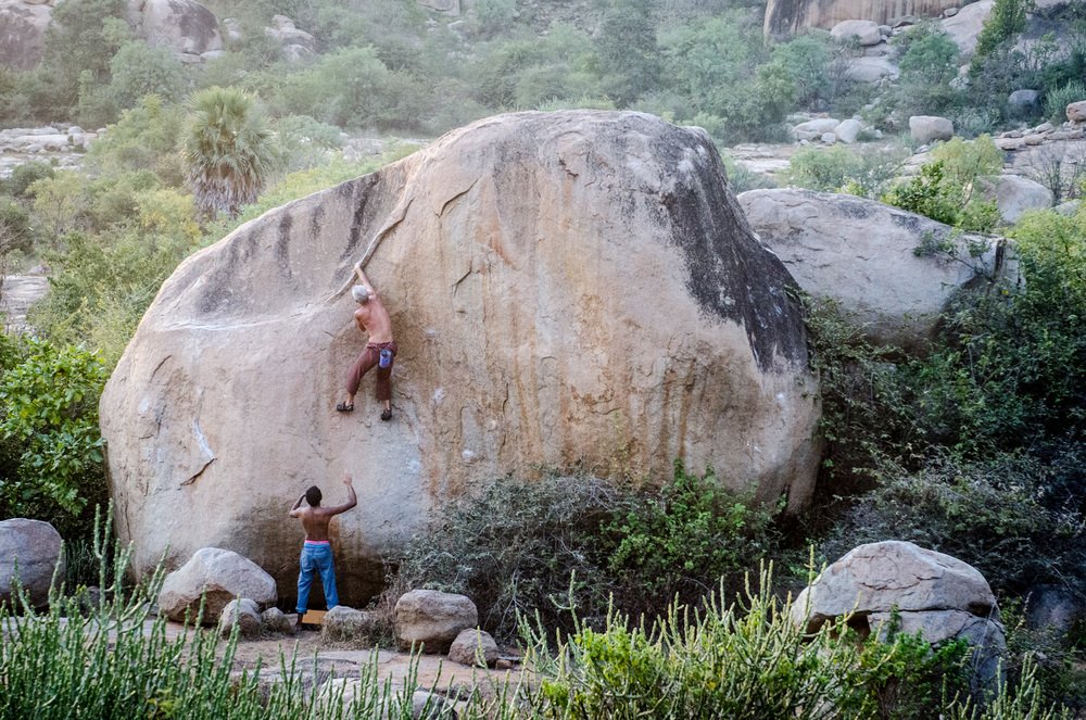 Hampi-India-bouldering-rockclimbing-AmyRolloPhoto-0842.jpg