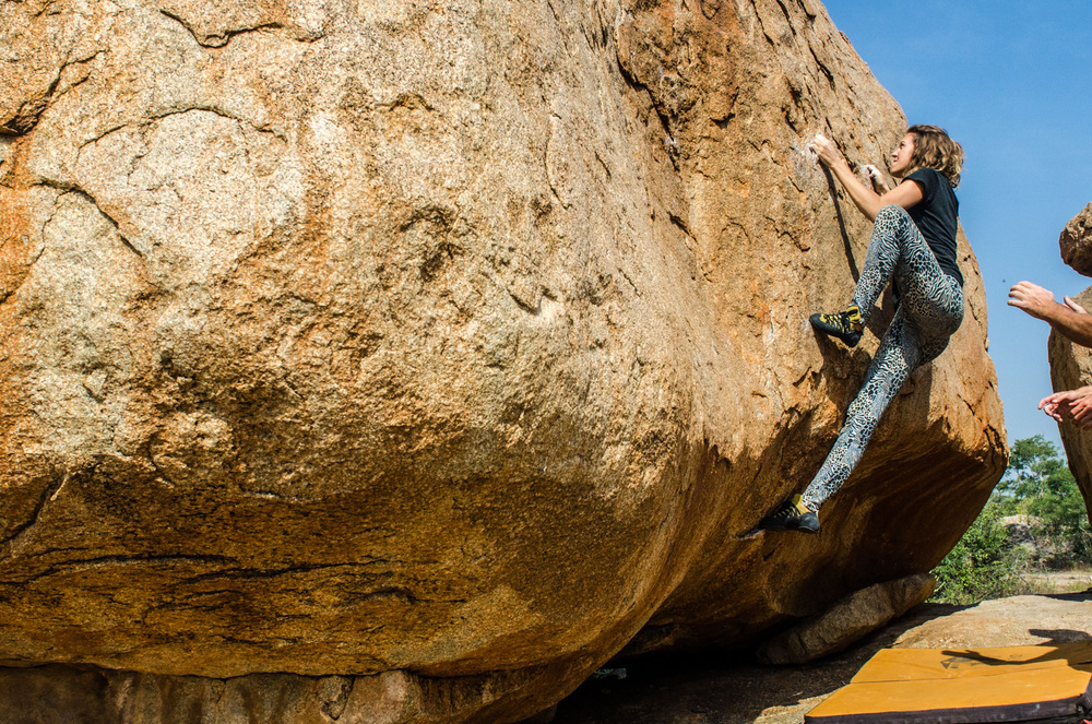 Hampi-India-bouldering-rockclimbing-AmyRolloPhoto-0815.jpg