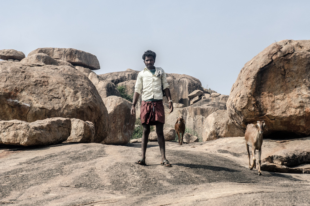 Hampi-India-bouldering-rockclimbing-AmyRolloPhoto-0946.jpg