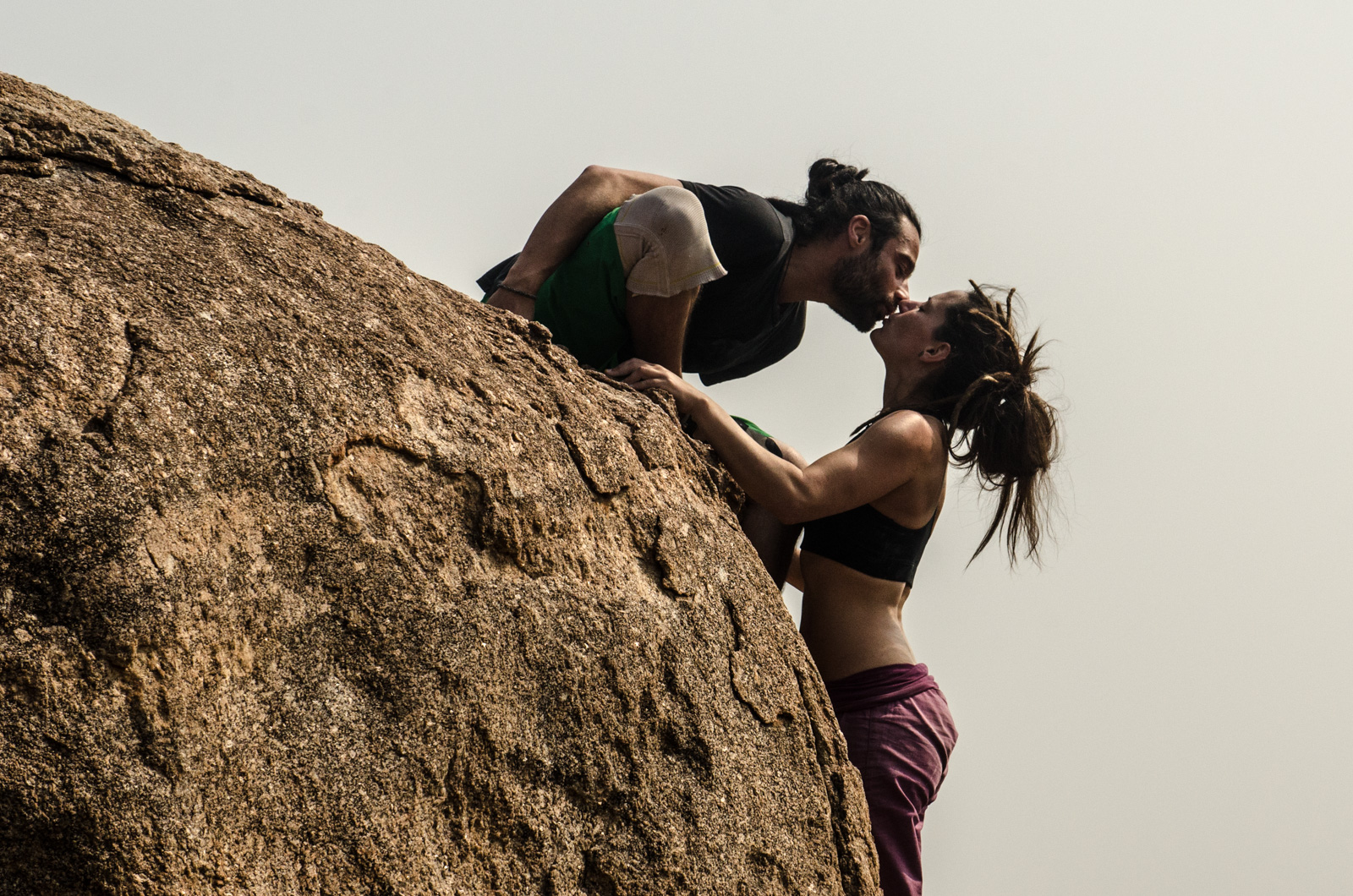 Hampi-India-bouldering-rockclimbing-AmyRolloPhoto-1186.jpg
