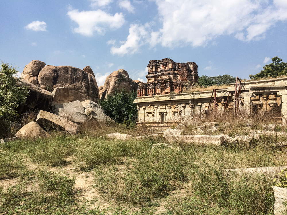 Hampi-India-bouldering-rockclimbing-AmyRolloPhoto-iphone-2653.jpg