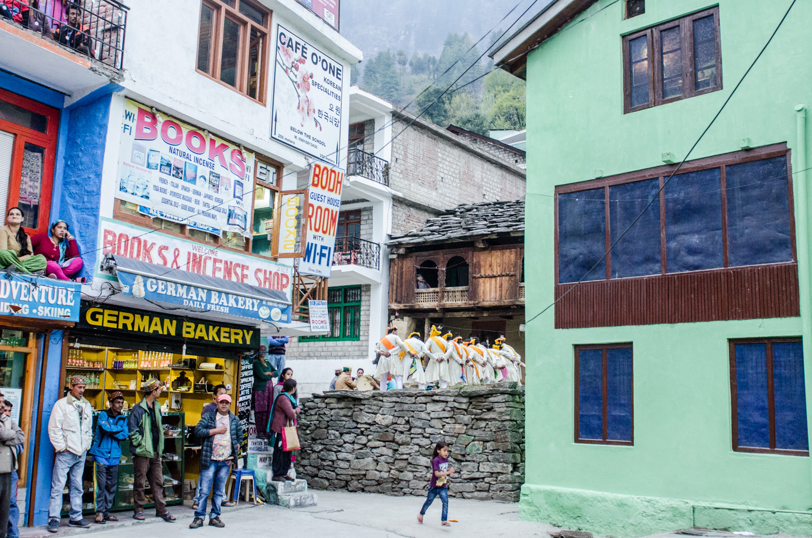 Manali-HimachalPradesh-Bouldering-RockClimbing-AmyRolloPhoto-3068.jpg