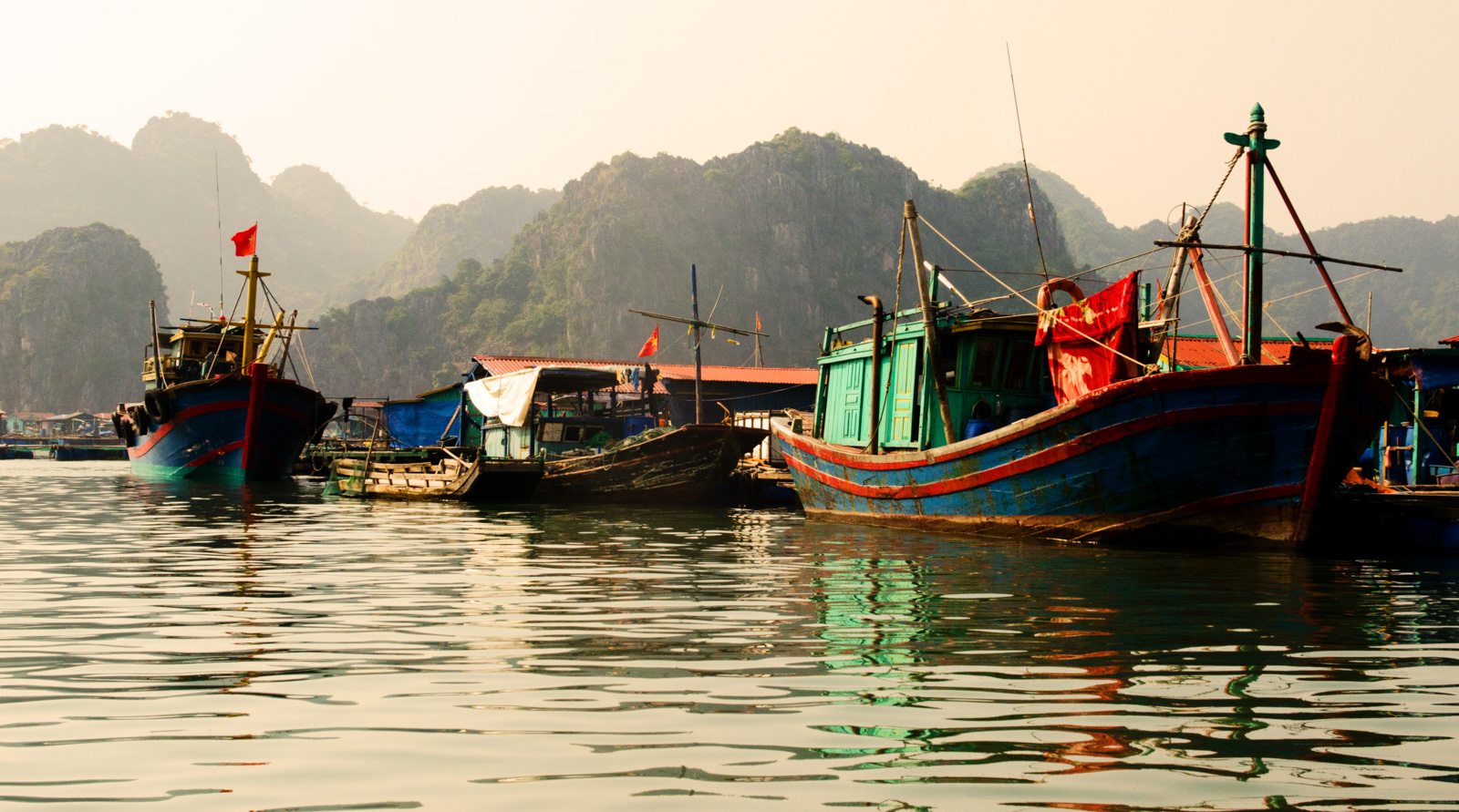 CatBaIsland-Vietnam-AmyRolloPhoto-165-Edit-Edit.jpg