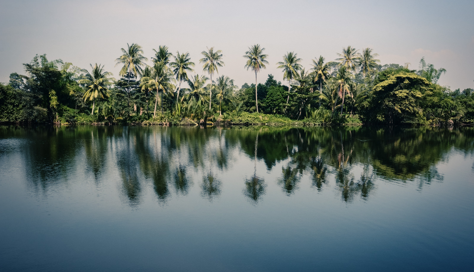 Kampot-Cambodia-AmyRolloPhoto-2-3-Edit.jpg