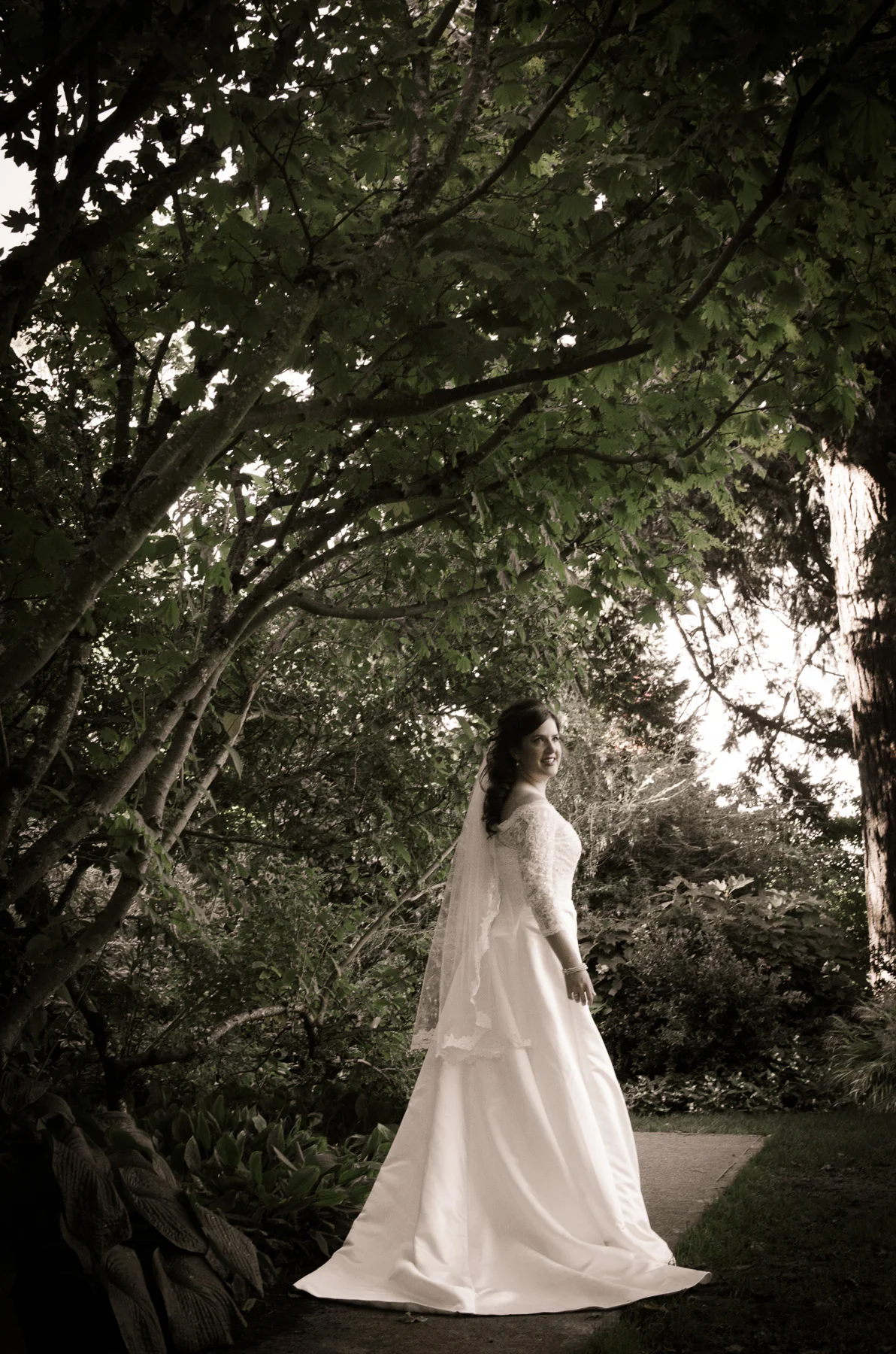 PKWedding-Edgefield-Portland-AmyRolloPhoto-PhotogSelect-40.jpg