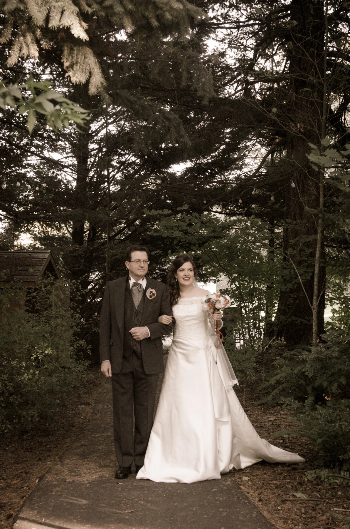 PKWedding-Edgefield-Portland-AmyRolloPhoto-PhotogSelect-52.jpg