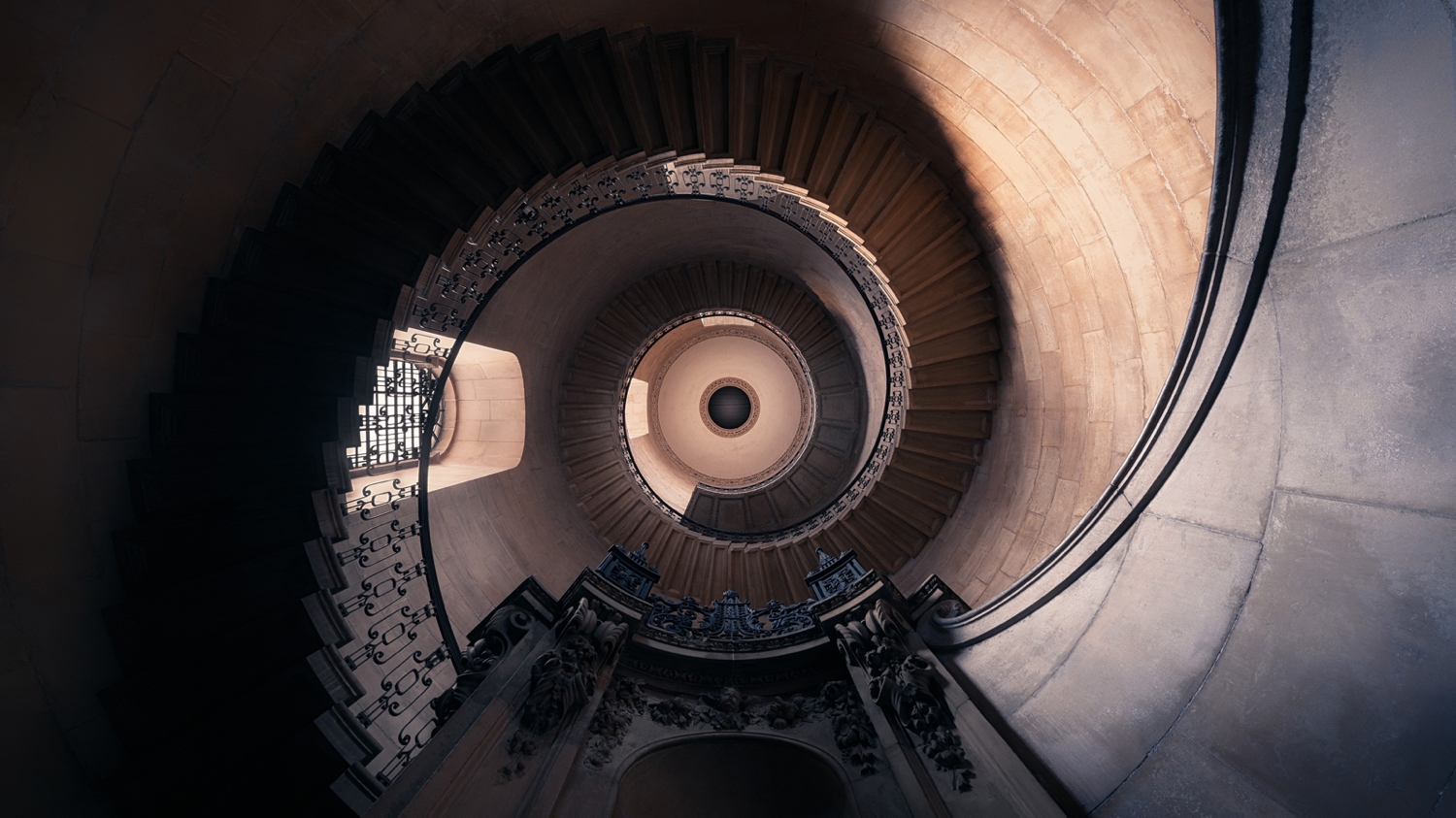 dizzy-staircase-1500px.jpg