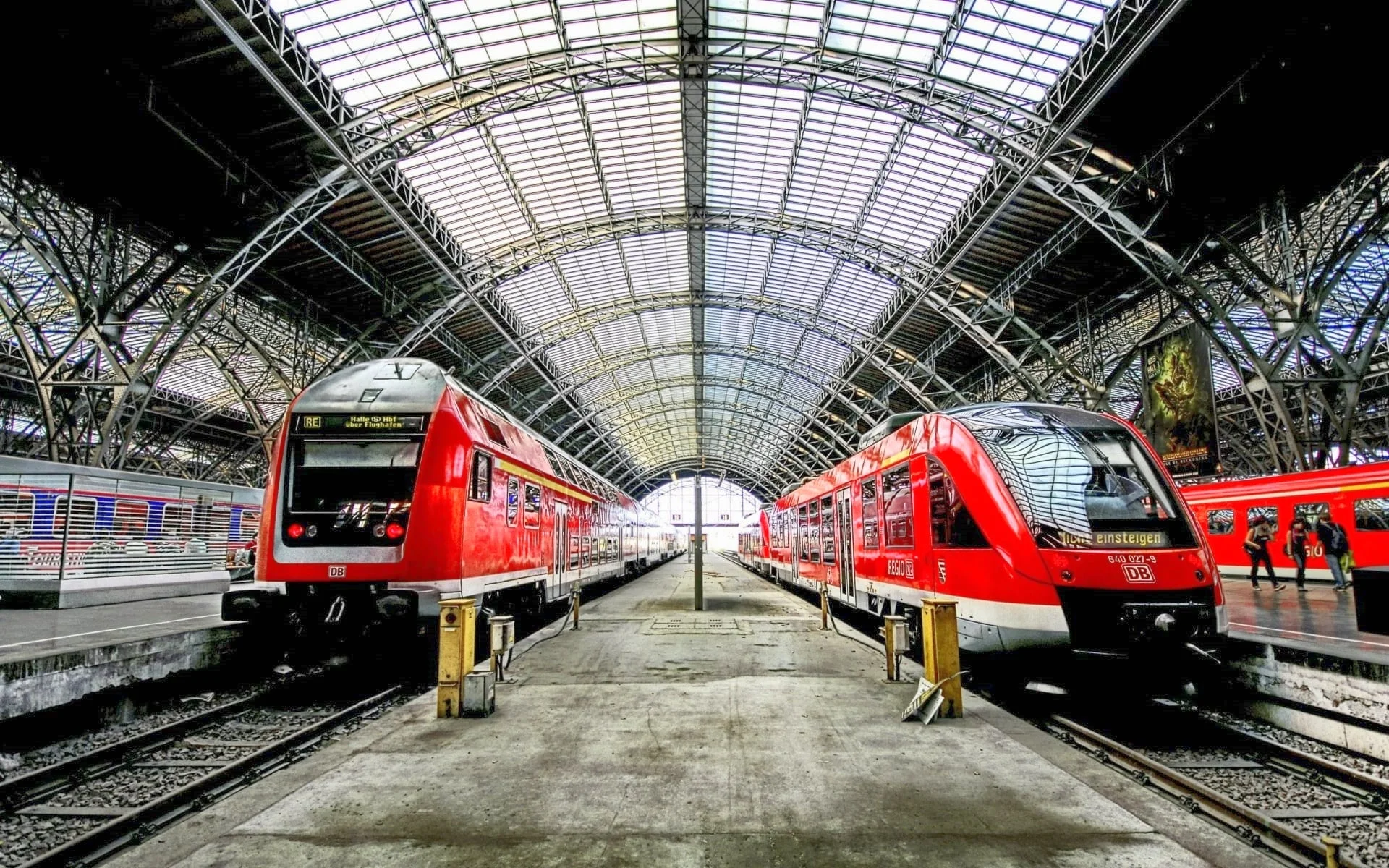 trainstation1.jpg