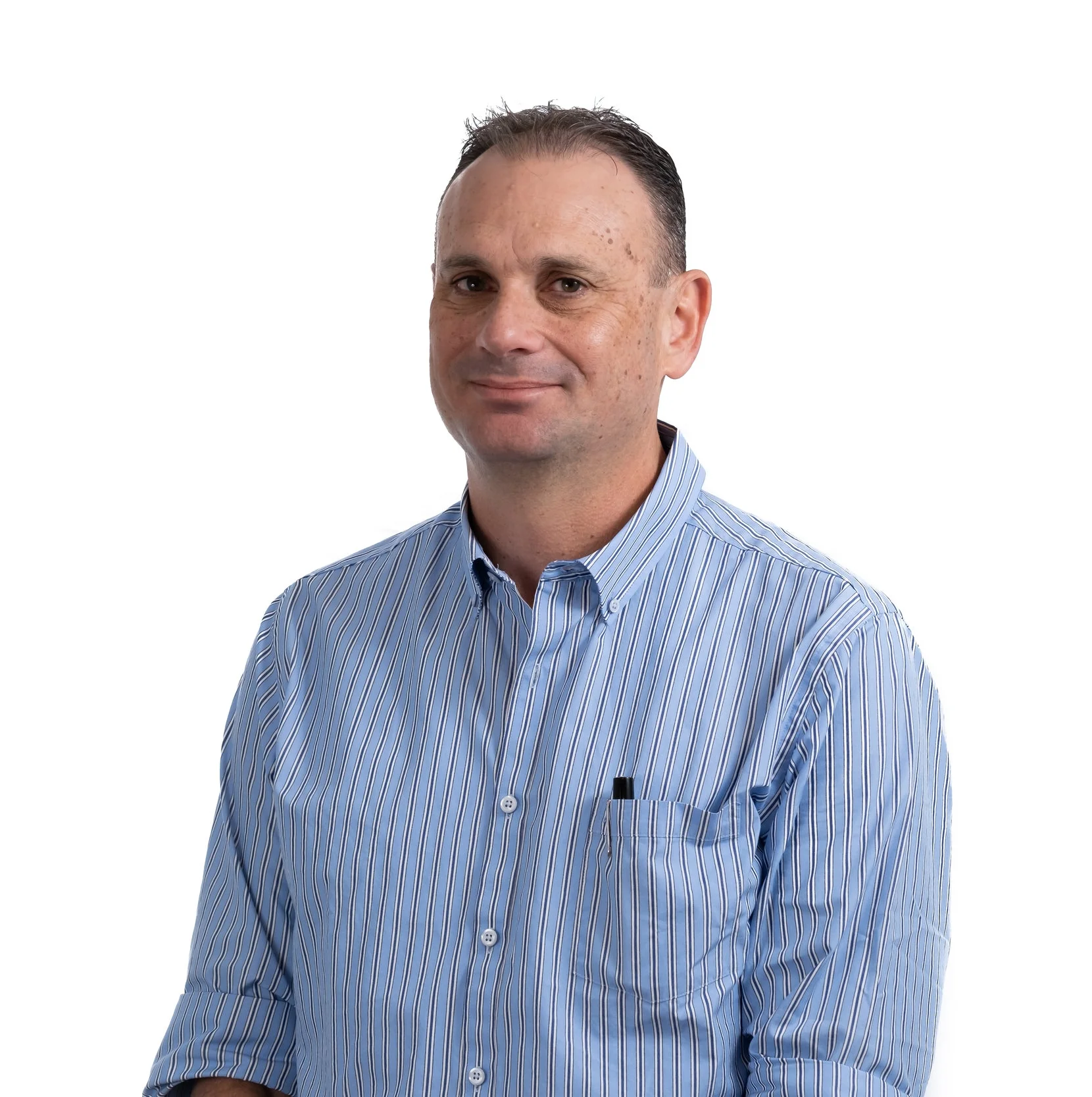 Ron has been building his whole working life. He started off gaining 3 years of valuable experience ‘on the tools,’ working initially as a site foreman and then as a site manager. Here, he was involved in both new-build high-rise and small-scale refurbishment projects. He Joined Kedmor in 2017 after graduating from Ariel University with a degree in Civil Engineering with Construction Management. Well-versed in construction methodologies and procedures, Ron is able to coordinate multidisciplinary teams to achieve results and ensure projects are delivered on time. Despite being chained to a desk, Ron still enjoys time on site and is very client focused. He enjoys throwing frisbees around the beach and going to concerts