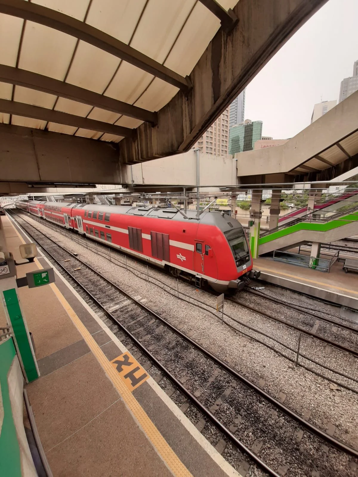 Electrifying the Israeli Railways