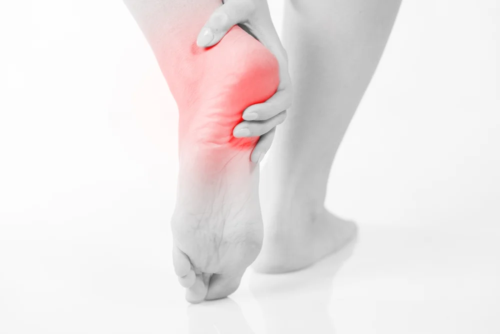 throbbing heel pain