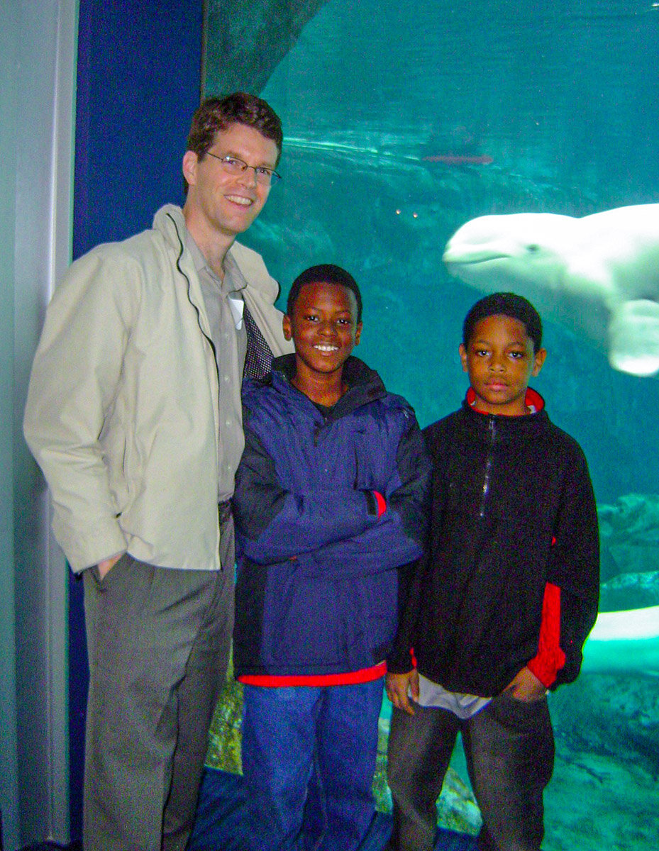 12-10-06 Carter holiday party Aquarium w Capitol View kids 03.jpeg