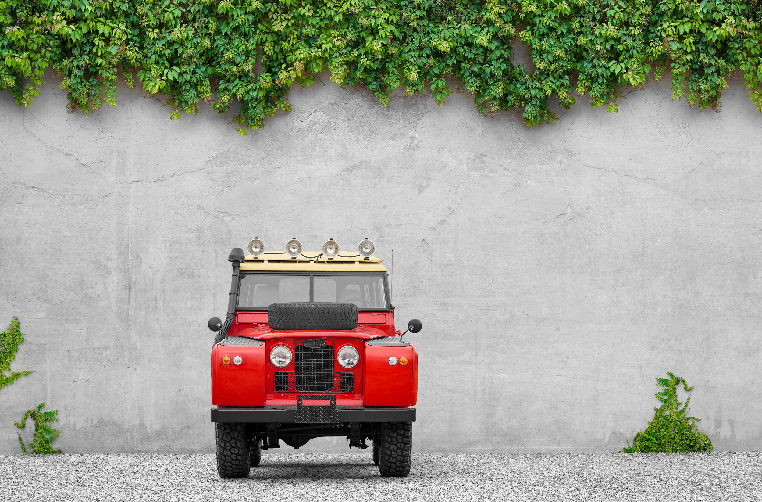 LandRover_RedSeriesII_1_FINAL_Front.jpg