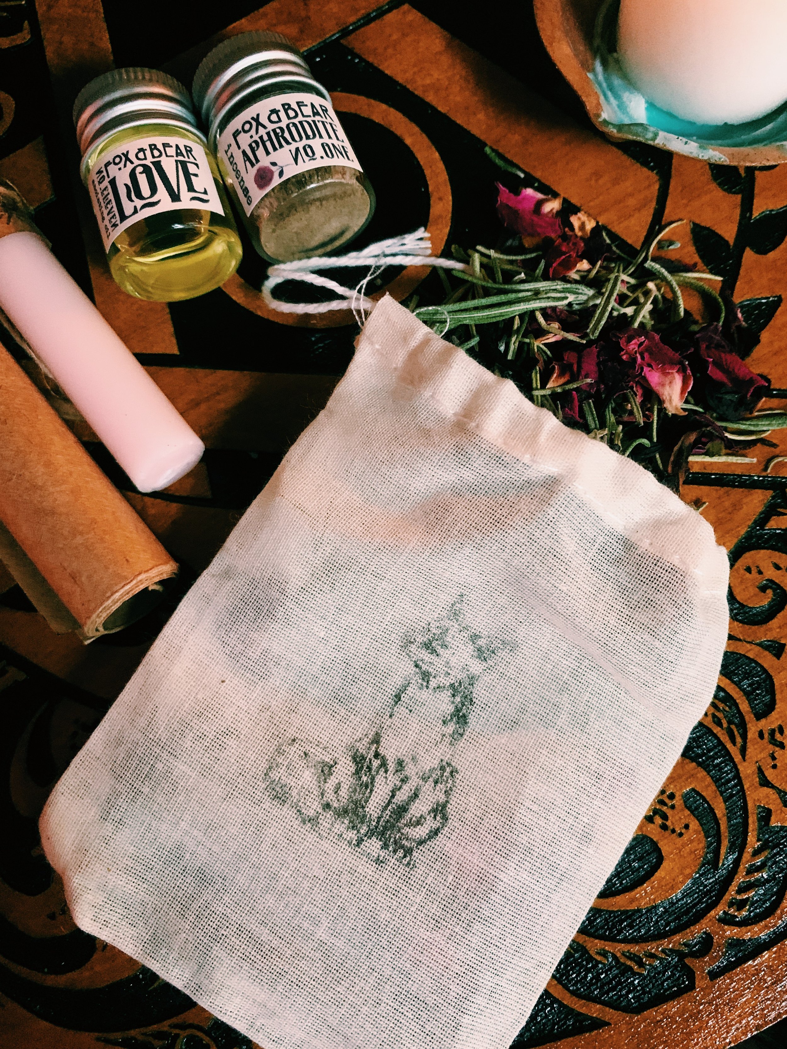APHRODITE'S SOUL MATE-LOVE SPELL KIT