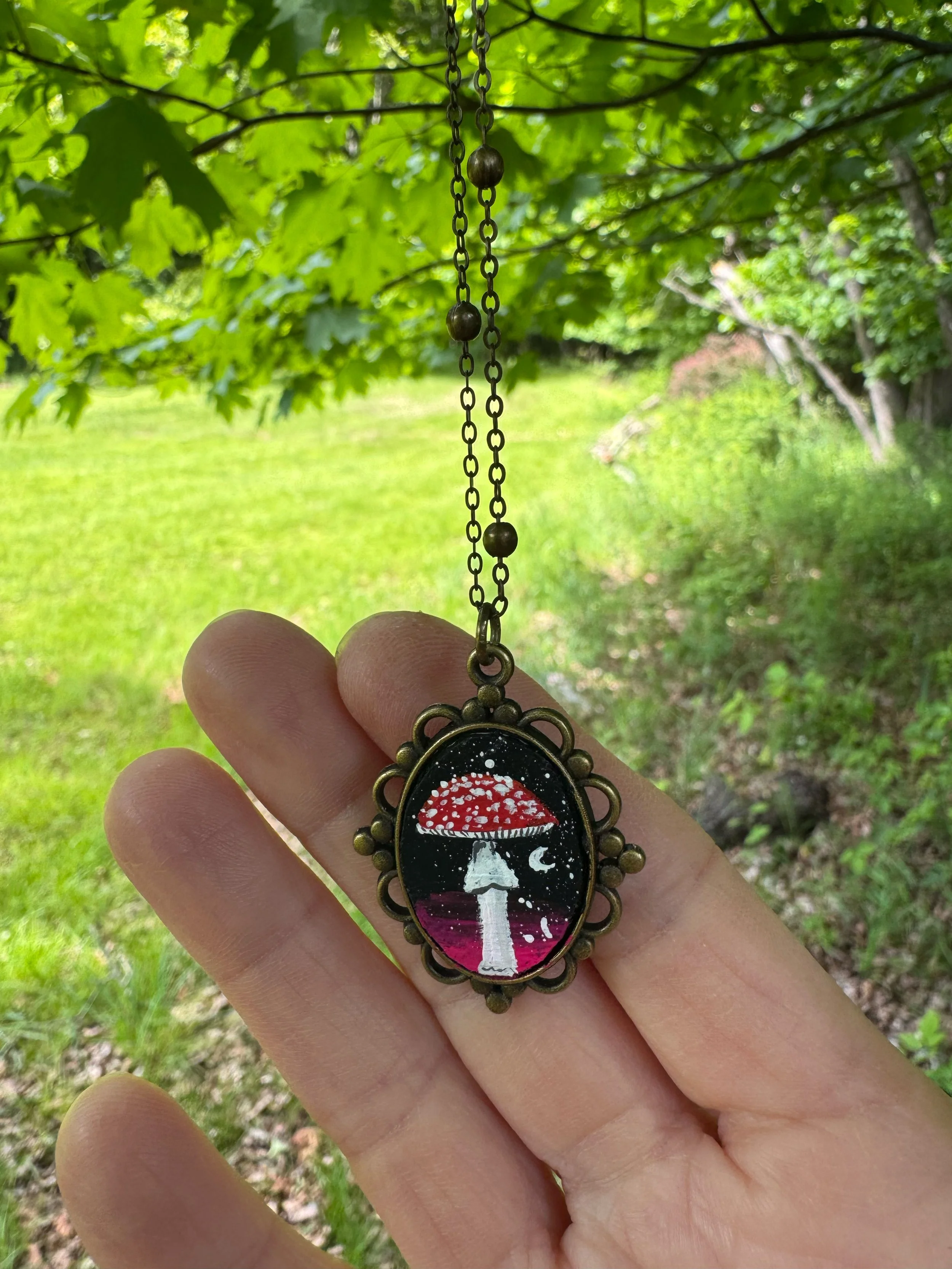 Mushroom-necklace-2.jpg