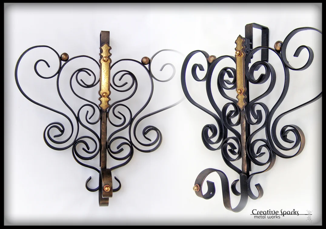 Creative Sparks Metal Works_Gallery_Wreath 3a.jpg