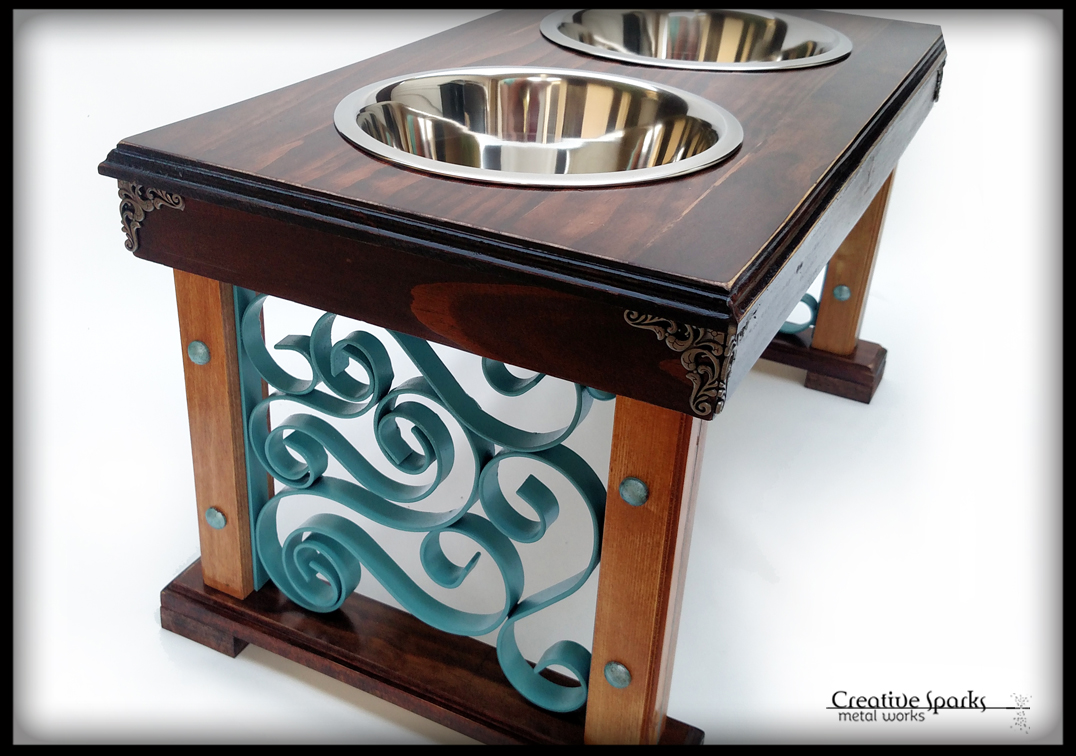 CSM_2019_Gallery_Pet Feeder 5.jpg