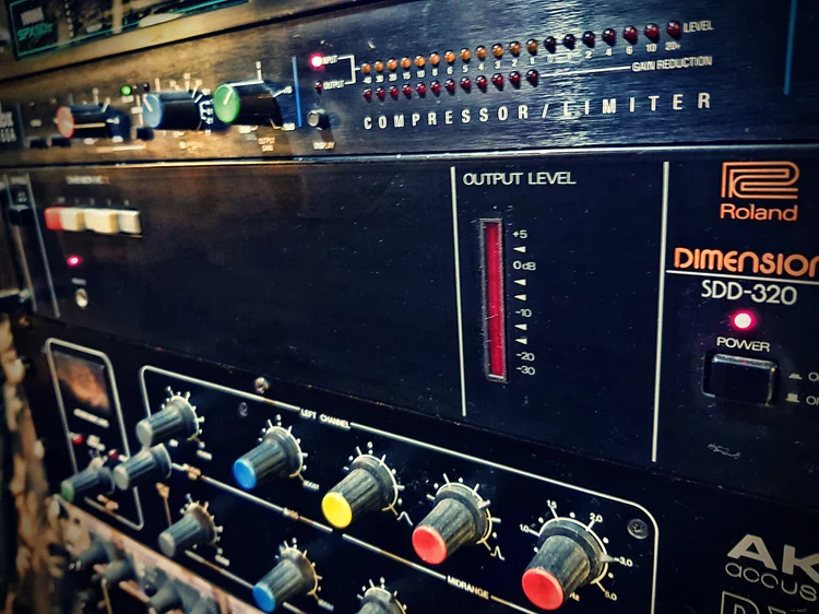 Close-up of the Roland Dimension D outboard unit