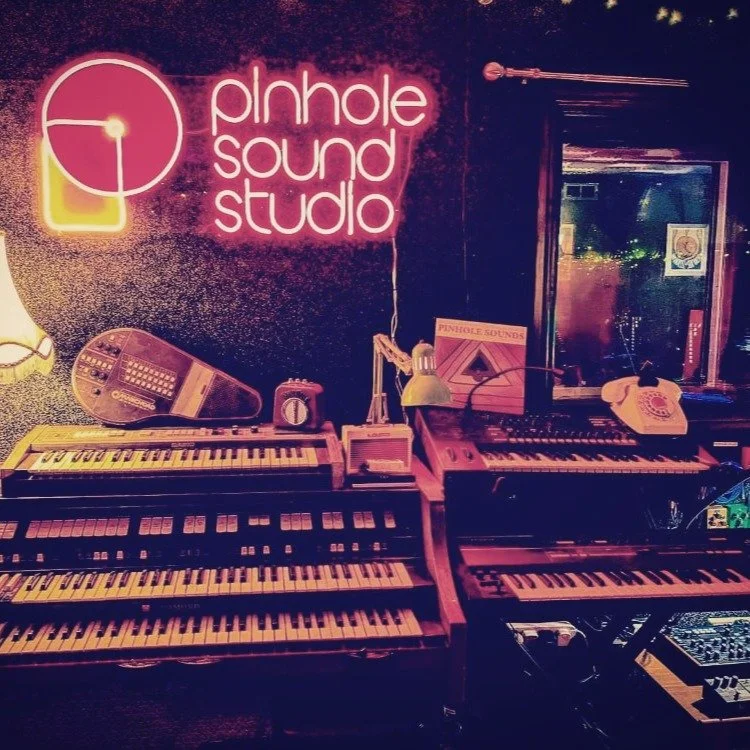 A little bit of Keyboard world. 🎹

pinholesoundstudio.co.uk 

Link in Bio