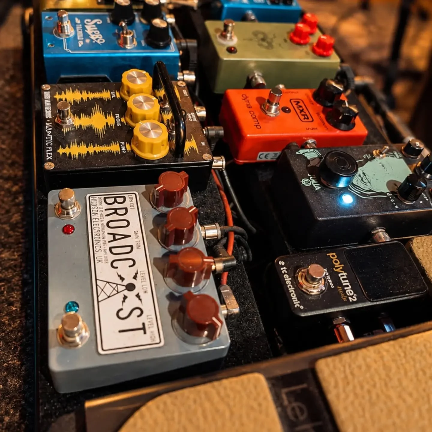A few pedal favourites.. 🎛️

#PinholeSoundStudio #RecordingStudio #ManchesterRecordingStudio #ManchesterMusic #StudioLife GuitarPedals Pedalboard GuitarRecording MusicProduction