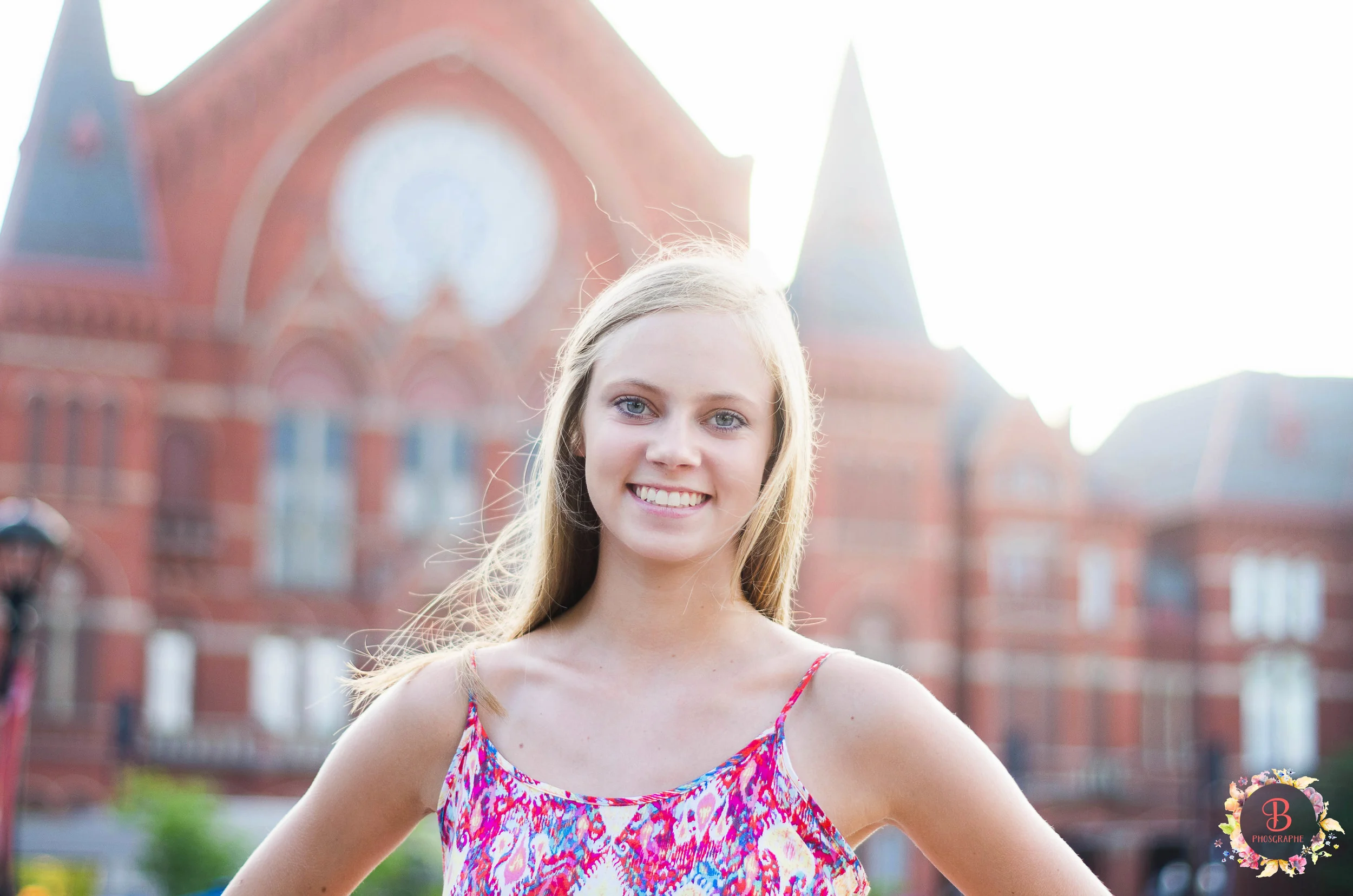 Bluegrass bands and busy streets ....