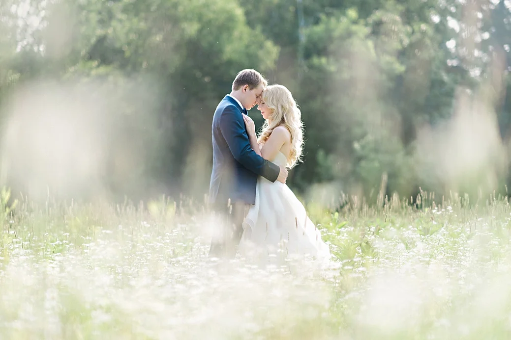 Shea-Curtiss-Outdoor-Garden-Barn-Wedding_080.jpg