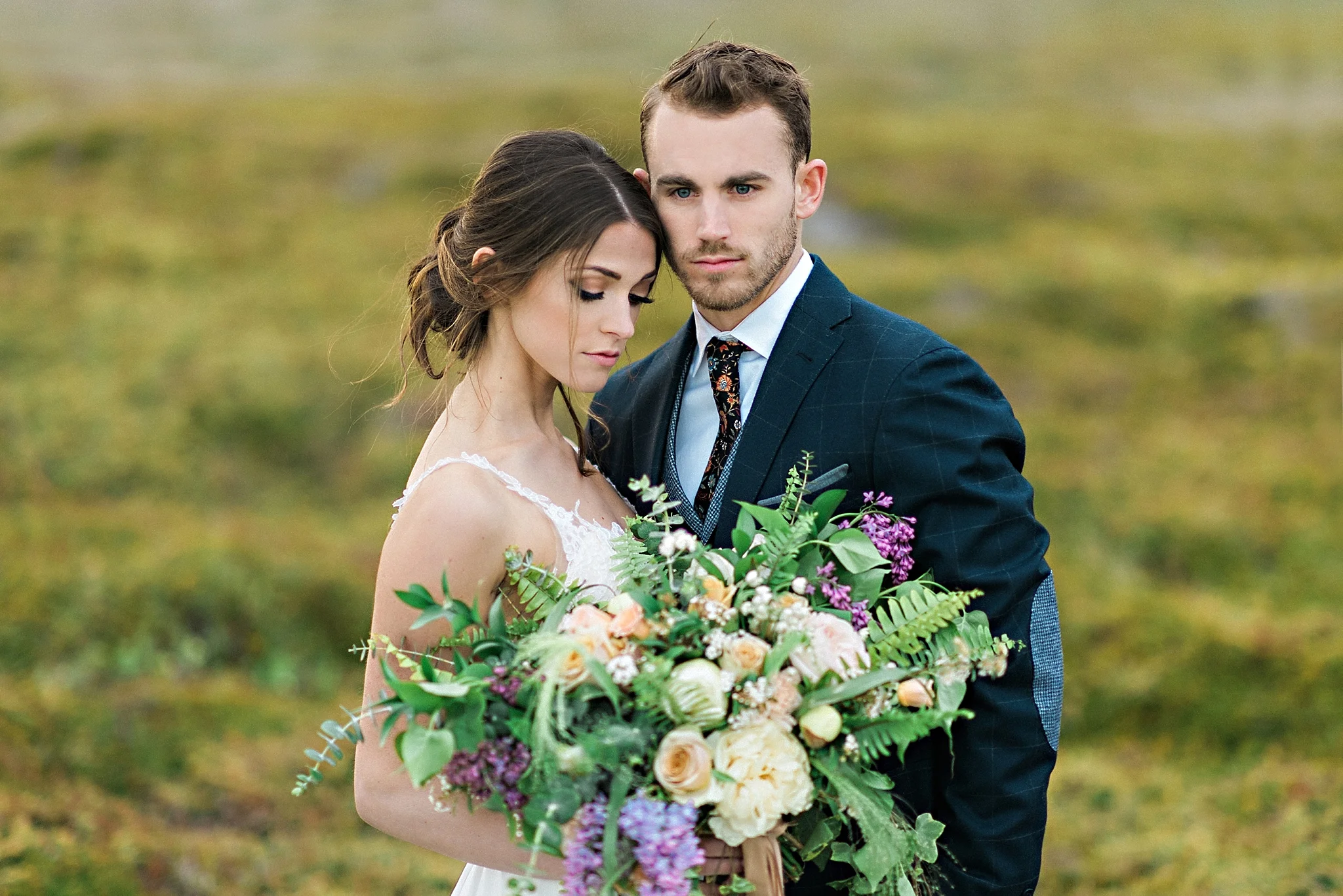 Rugged&Romantic_StyledElopement_036.jpg