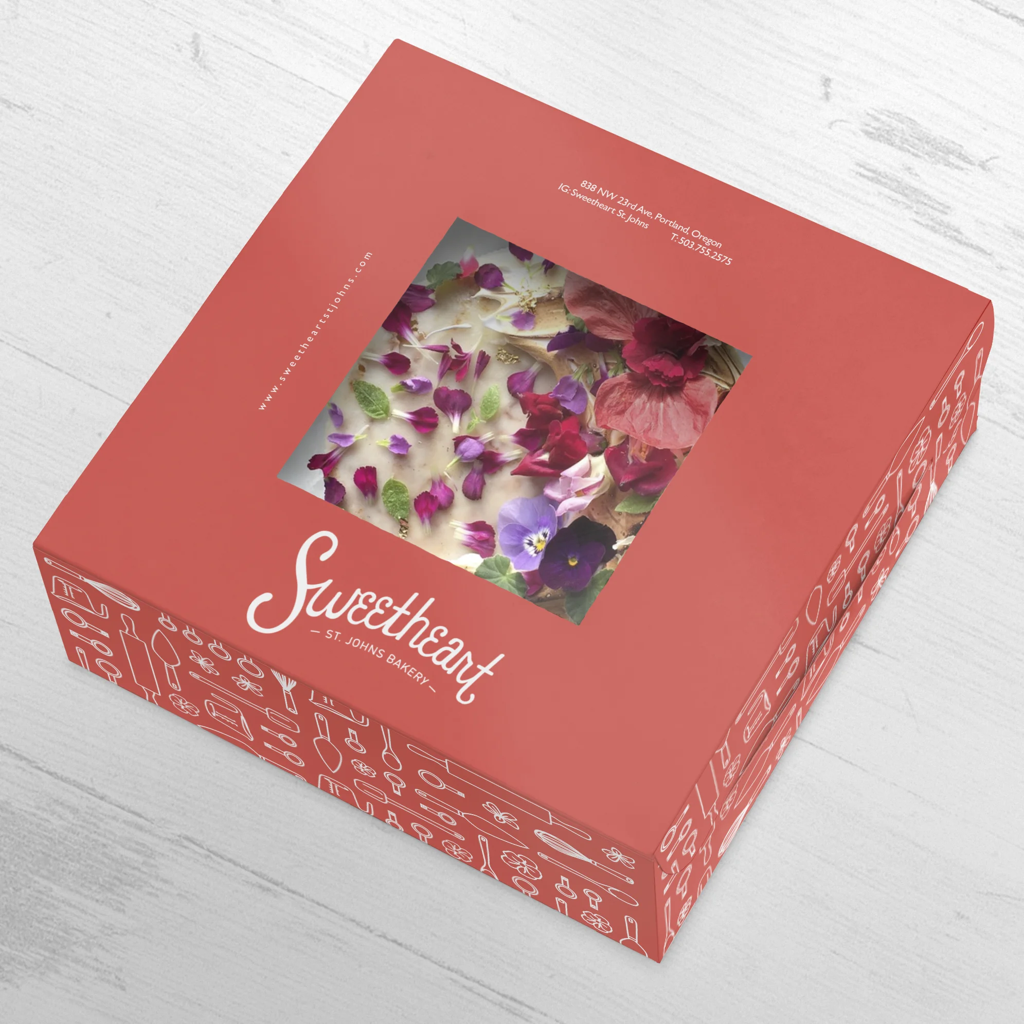 Sweeheart-cake-packing-box-mockup2.jpg