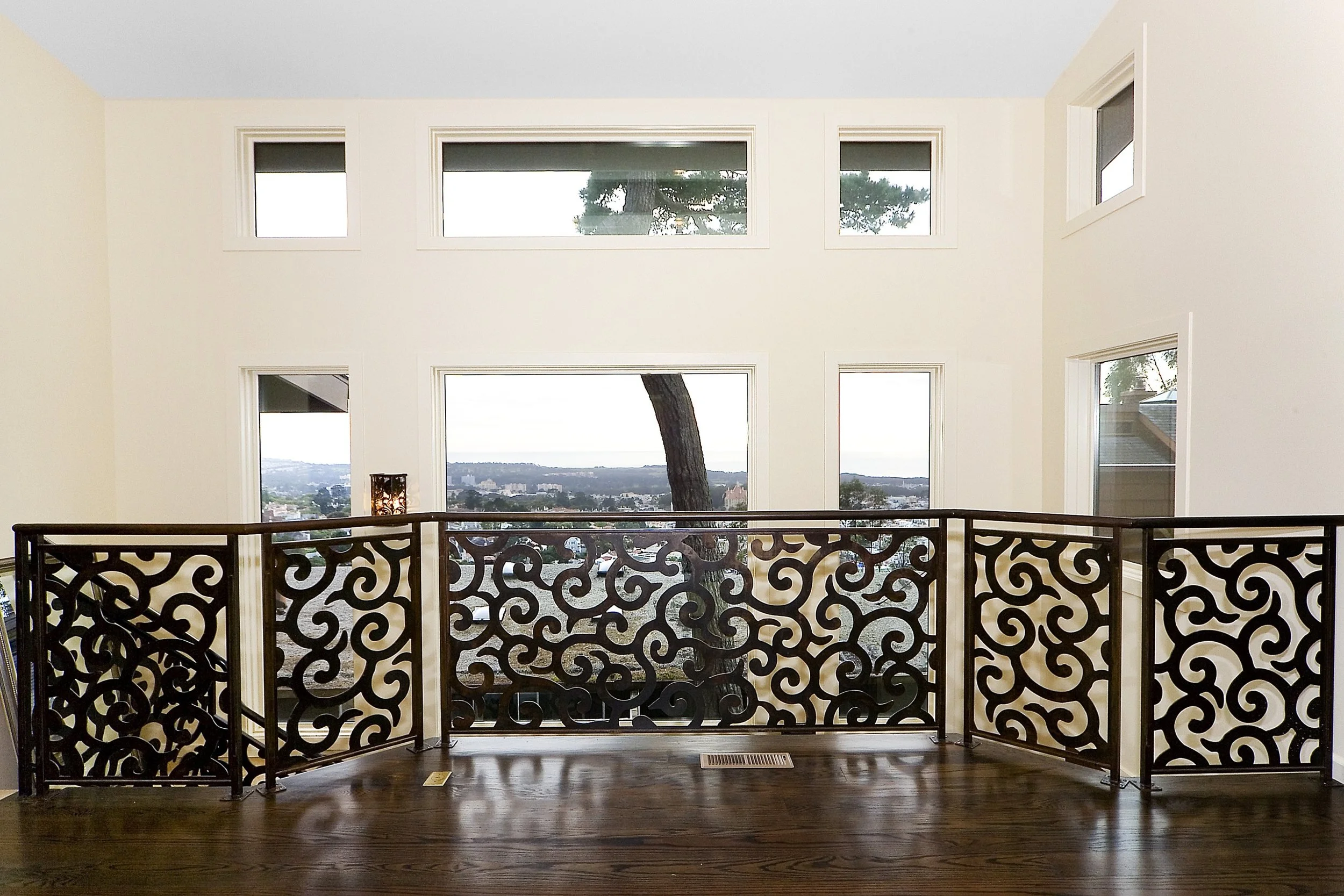 80Edgehill Stairs2_4.jpg