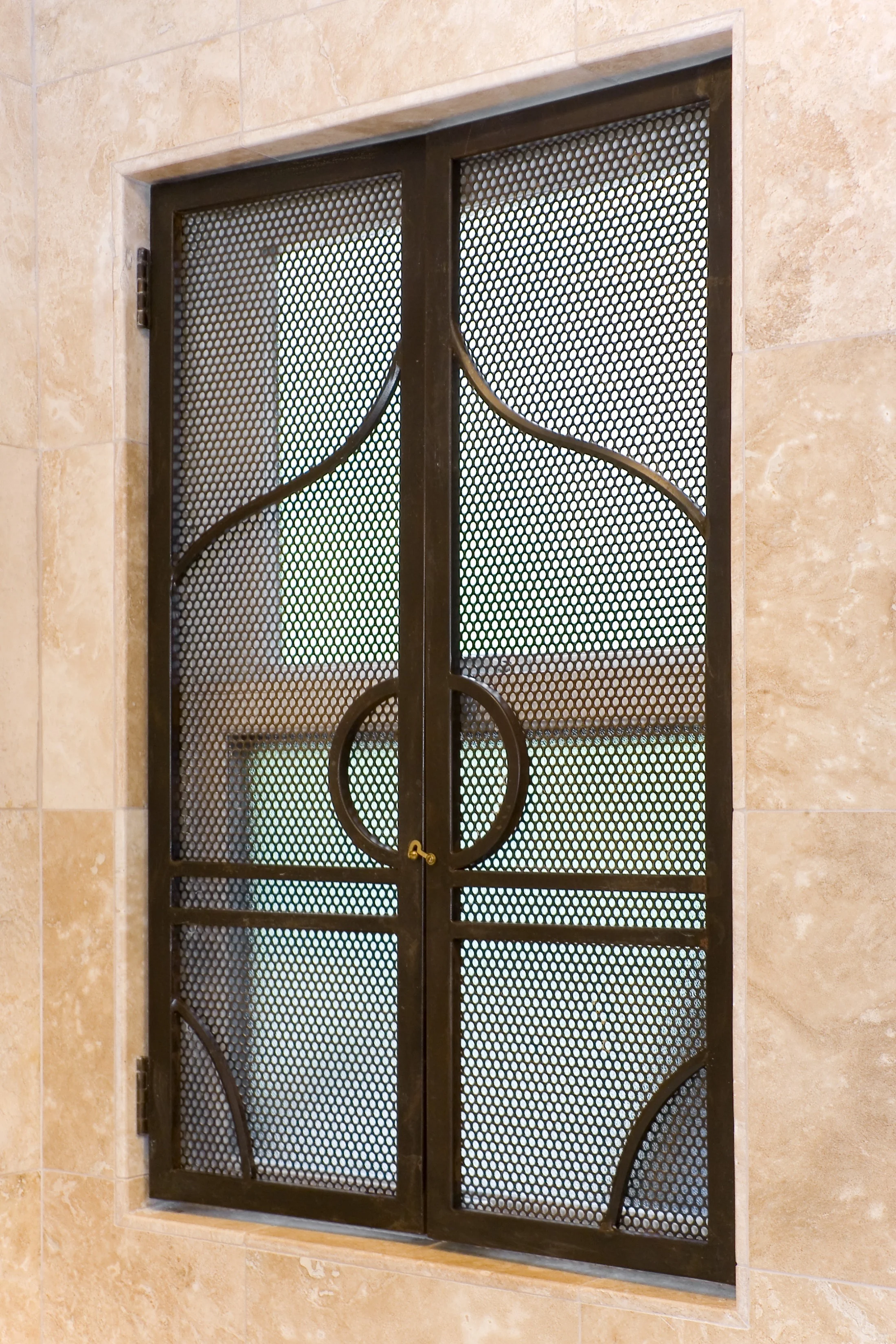 80Edgehill Window2_4.jpg