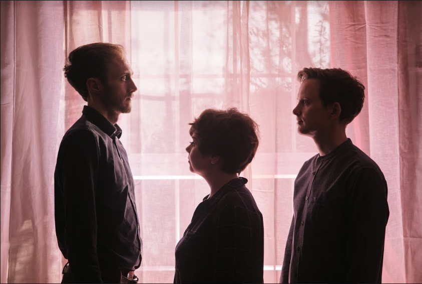 Golden Fable – Hold True