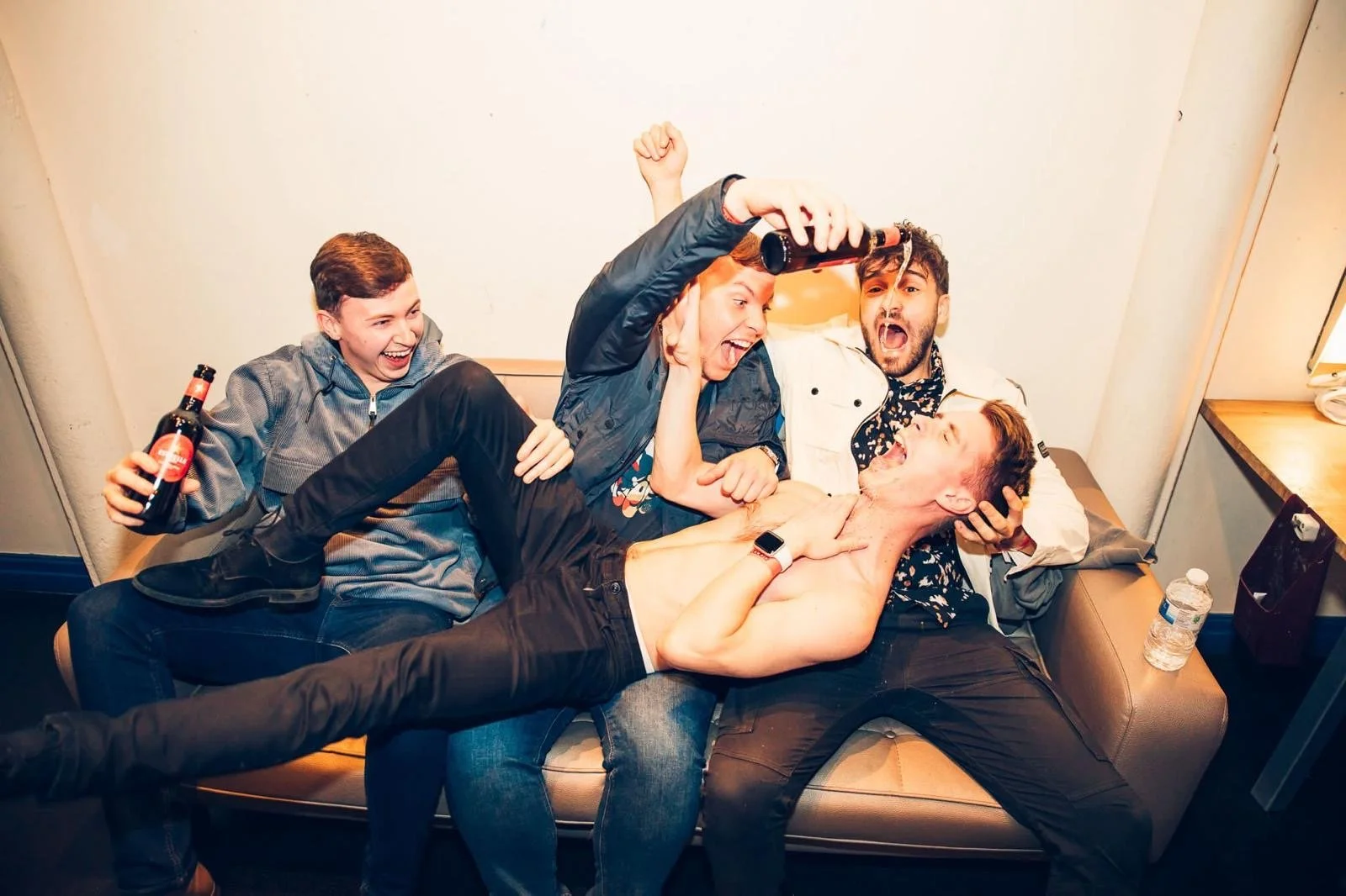 The Lilacs – Hopeless Romantic