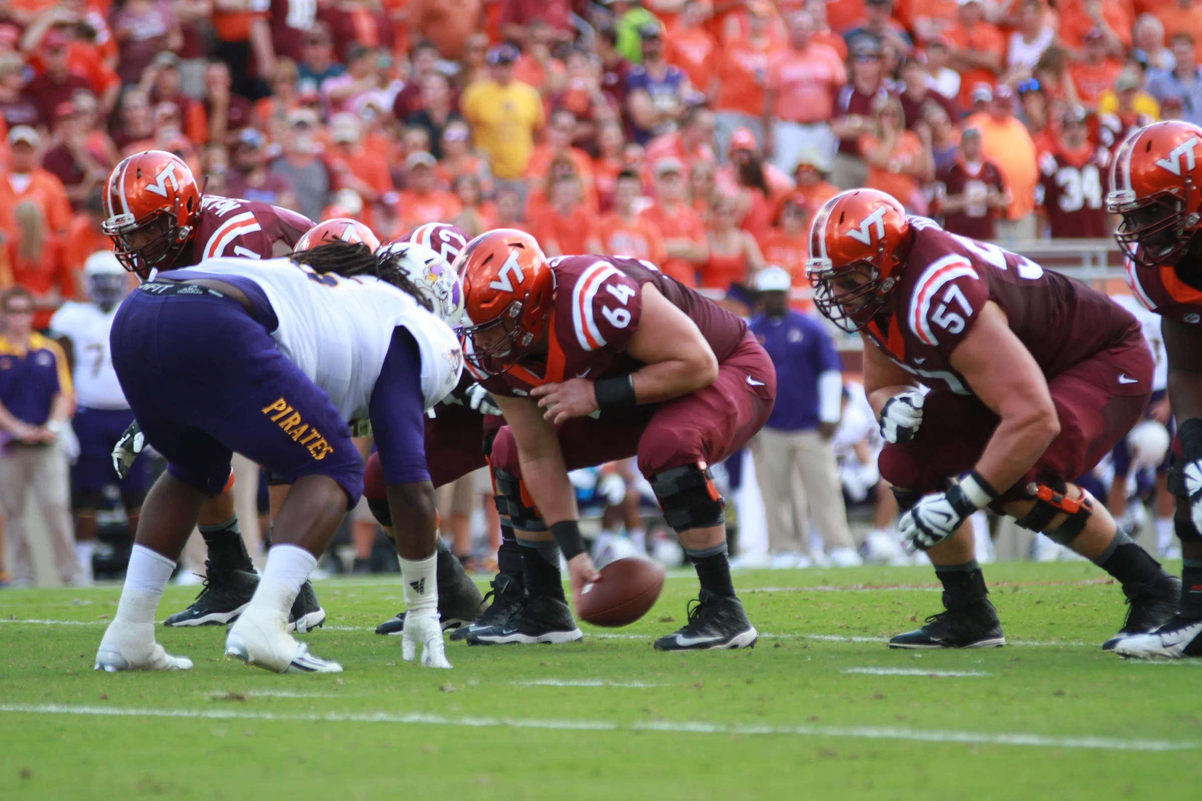 oline_16fb_ec_BL__4938.jpg
