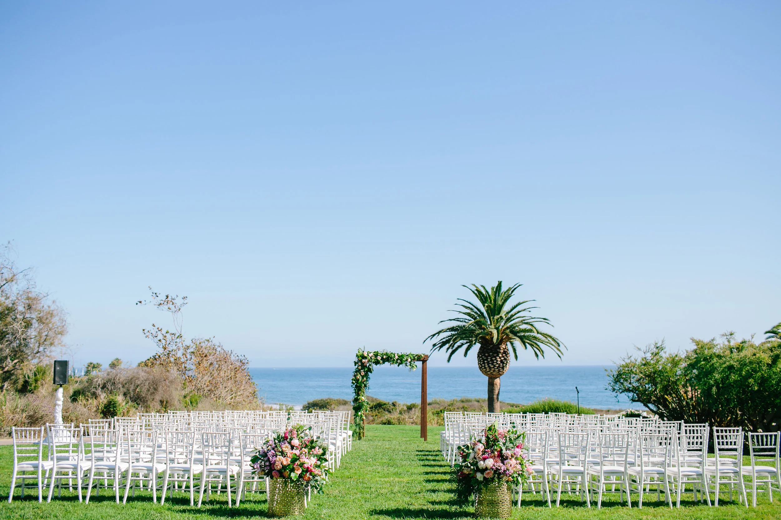 annalepleytaylor.com | Anna Le Pley Taylor Floral Design | Santa Barbara Wedding Florist and Designer | Bacara Resort & Spa Weddings | Mirelle Carmichael Photography | Planned by Danae Grace Events