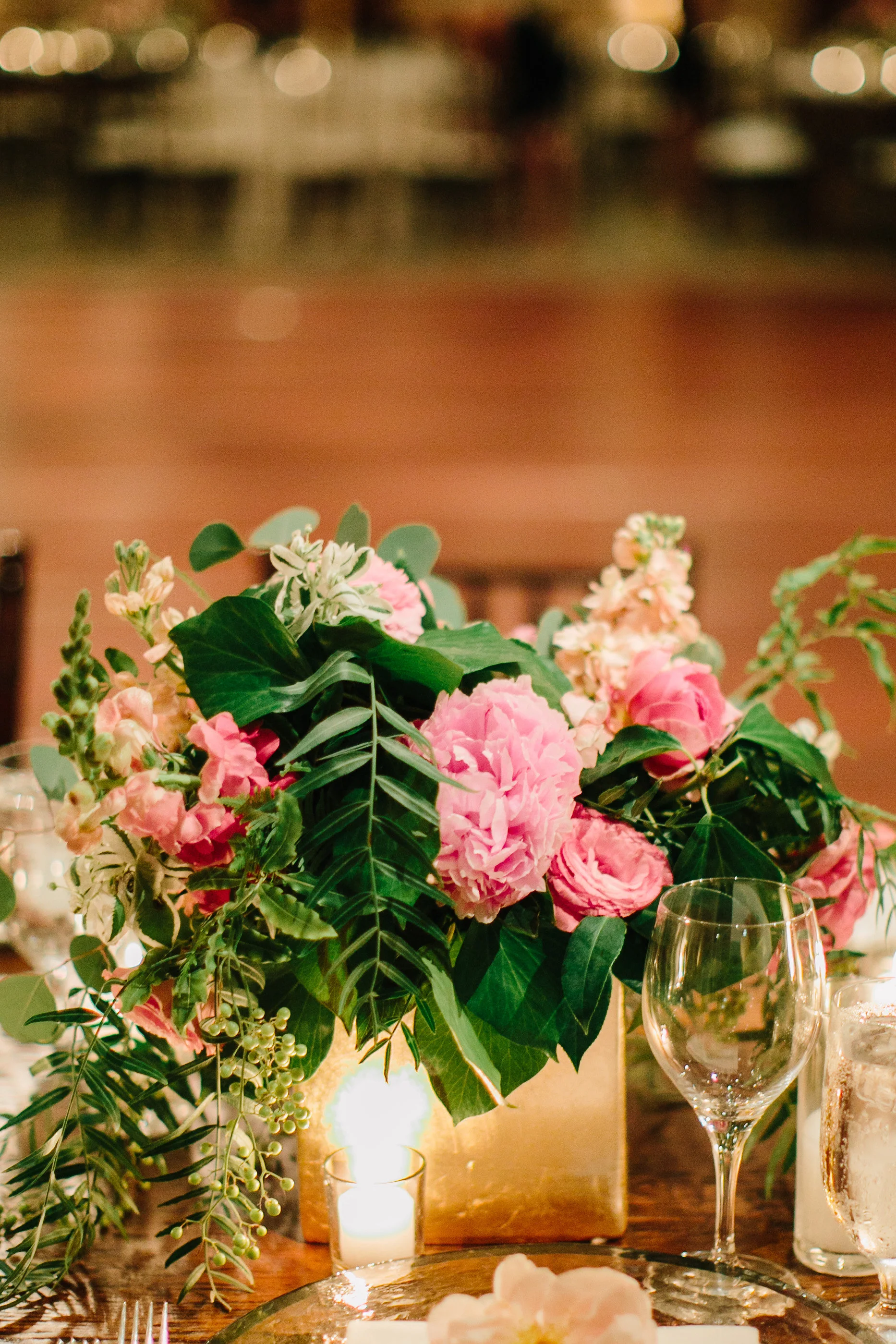 annalepleytaylor.com | Anna Le Pley Taylor Floral Design | Santa Barbara Wedding Florist and Designer | Bacara Resort & Spa Weddings | Mirelle Carmichael Photography | Planned by Danae Grace Events