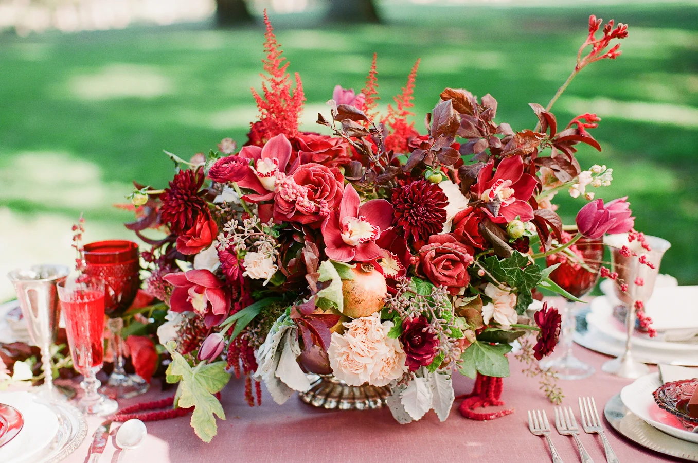 annalepleytaylor.com | Anna Le Pley Taylor Floral Design | Santa Barbara Wedding Florist and Designer | Huntington Park Beach Weddings | Carmen Santorelli Photography | Planned by Grey Likes Weddings