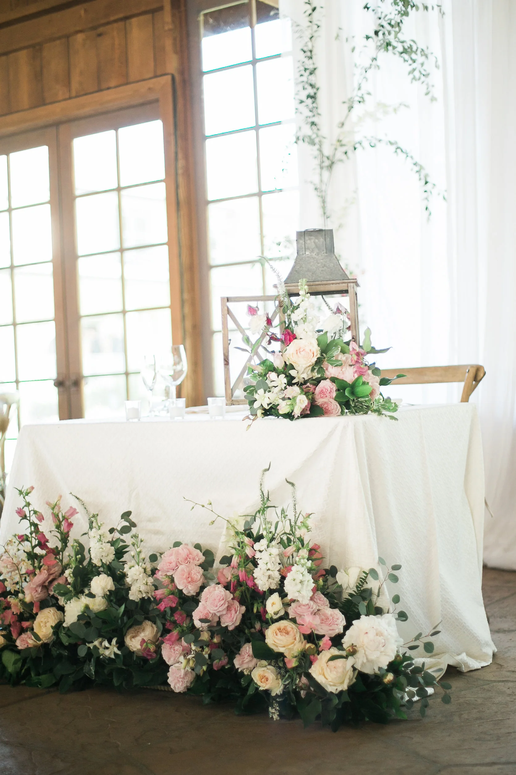 annalepleytaylor.com | Anna Le Pley Taylor Floral Design | Santa Barbara Wedding Florist | Crossroads Estate Weddings | Brooke Borough Photography | Planned by Jill & Co. Events