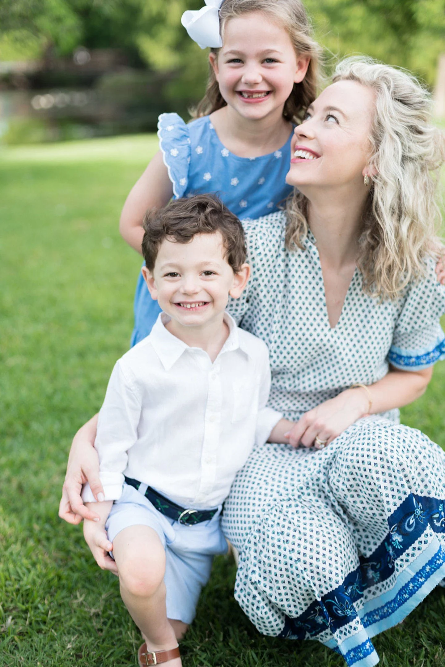 a little bit of posed and a little bit of play-the perfect mix to check off all the boxes for your momma heart and to fill the frames around your home

Dallas Family Photographer
DFW Family Photographer
Dallas Motherhood Photographer

#dallasmotherho