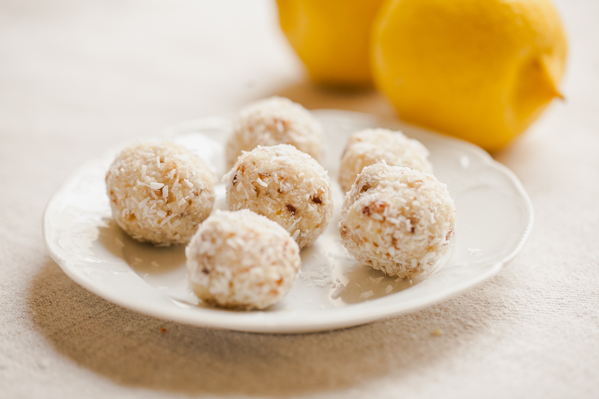 Lemon Macaroons