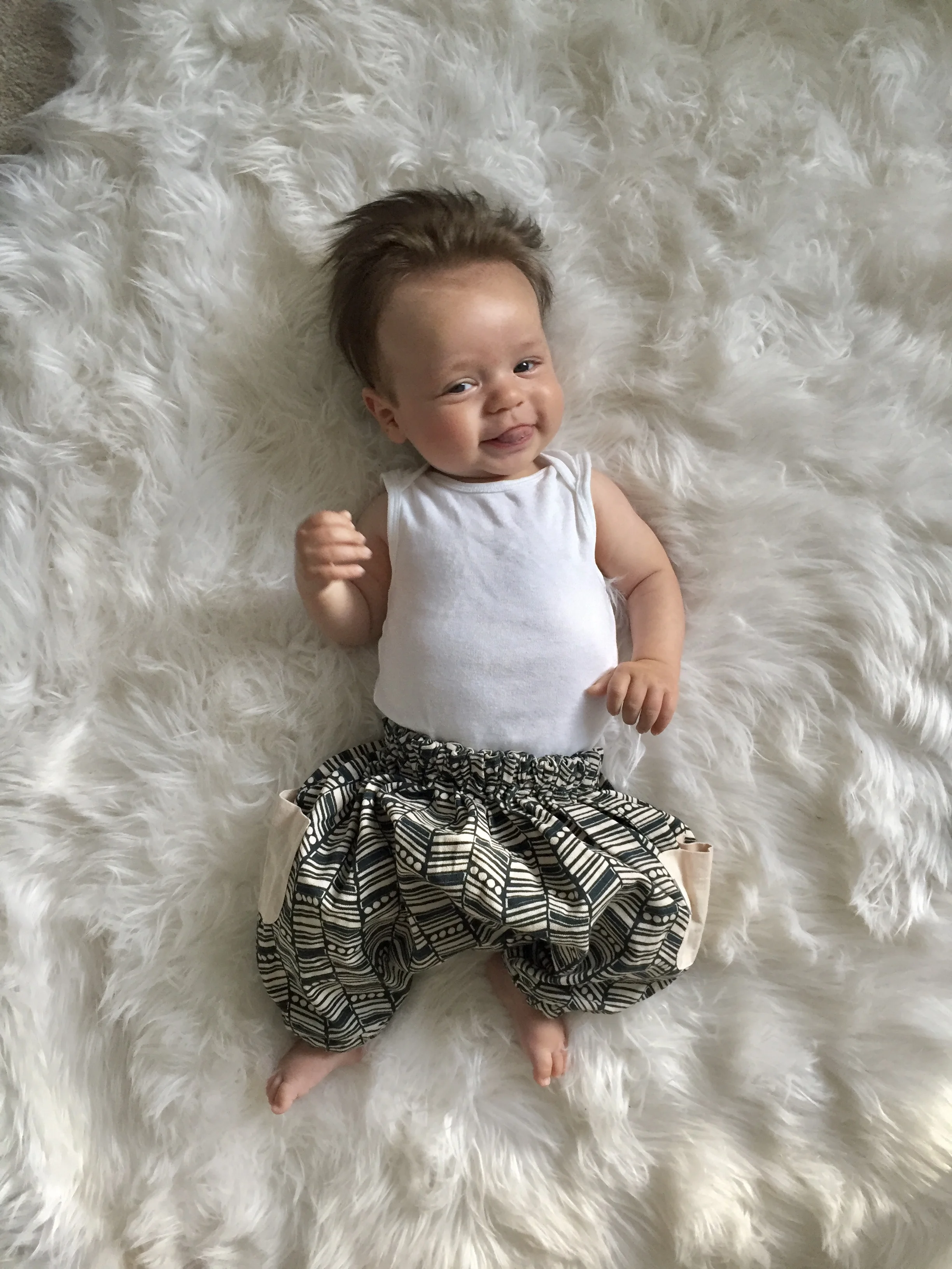 Sat Nam babe Brings Truth To Light In Children's Yoga Clothing